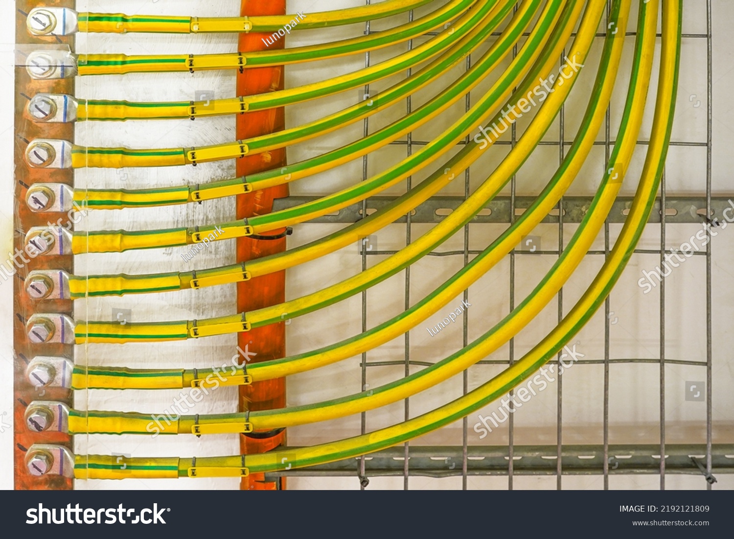 Electrical High Voltage Ground Copper Cables Stock Photo 2192121809 ...