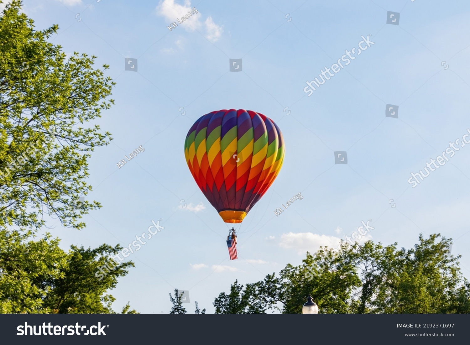 Hot Air Balloon Flying American Flag Stock Photo 2192371697 | Shutterstock