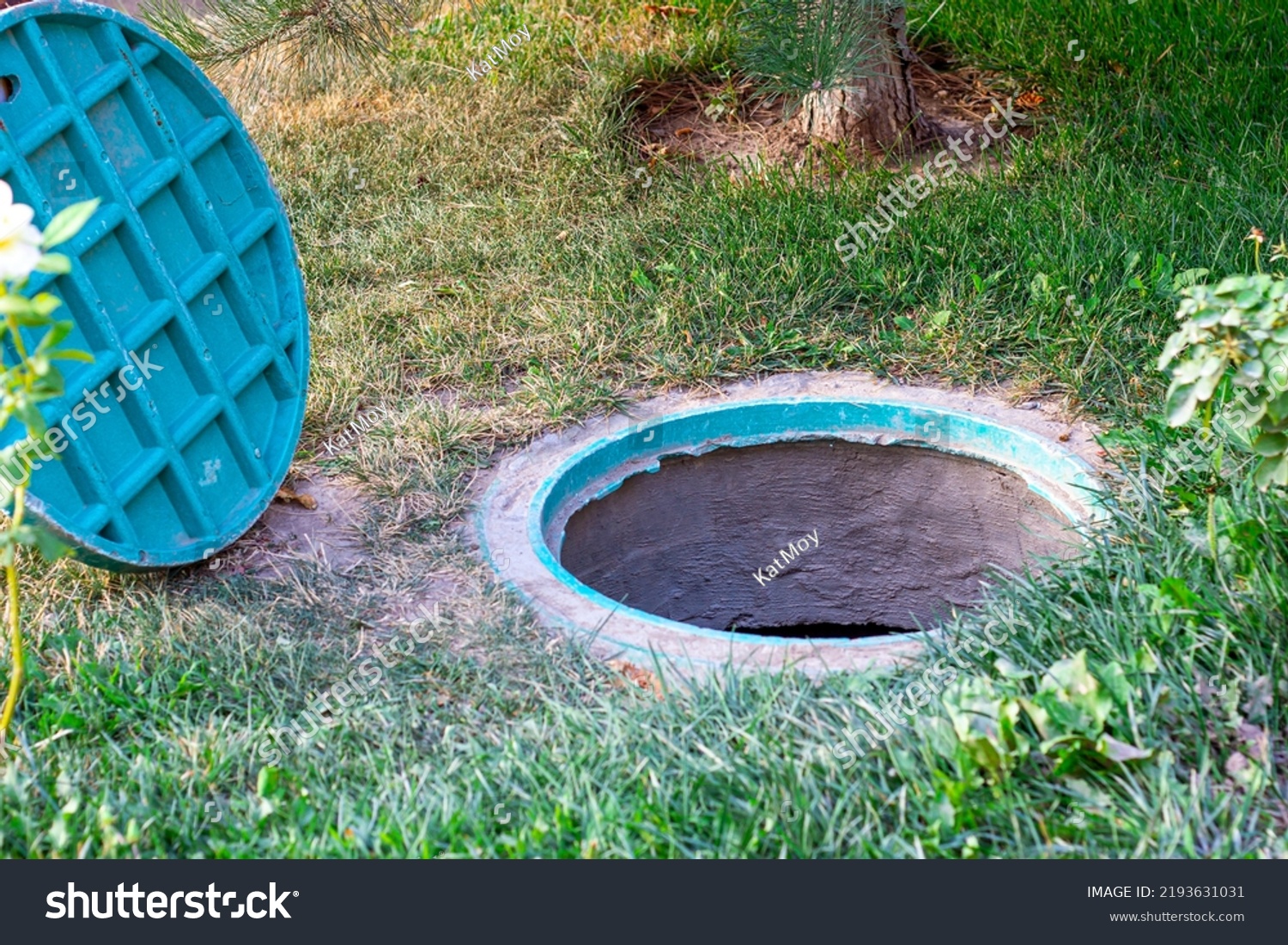 Dangerous Open Manhole Sewer Drainage System Stock Photo 2193631031 ...