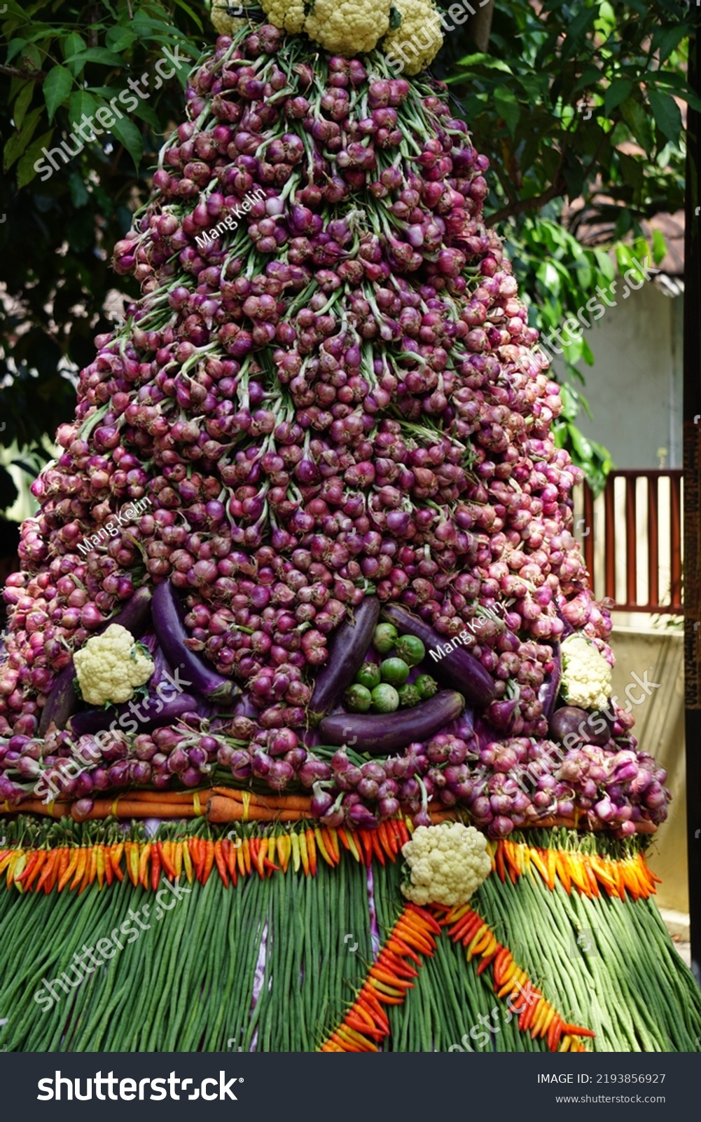 Tumpeng Sayur Dan Buah On Traditional Stock Photo 2193856927 | Shutterstock