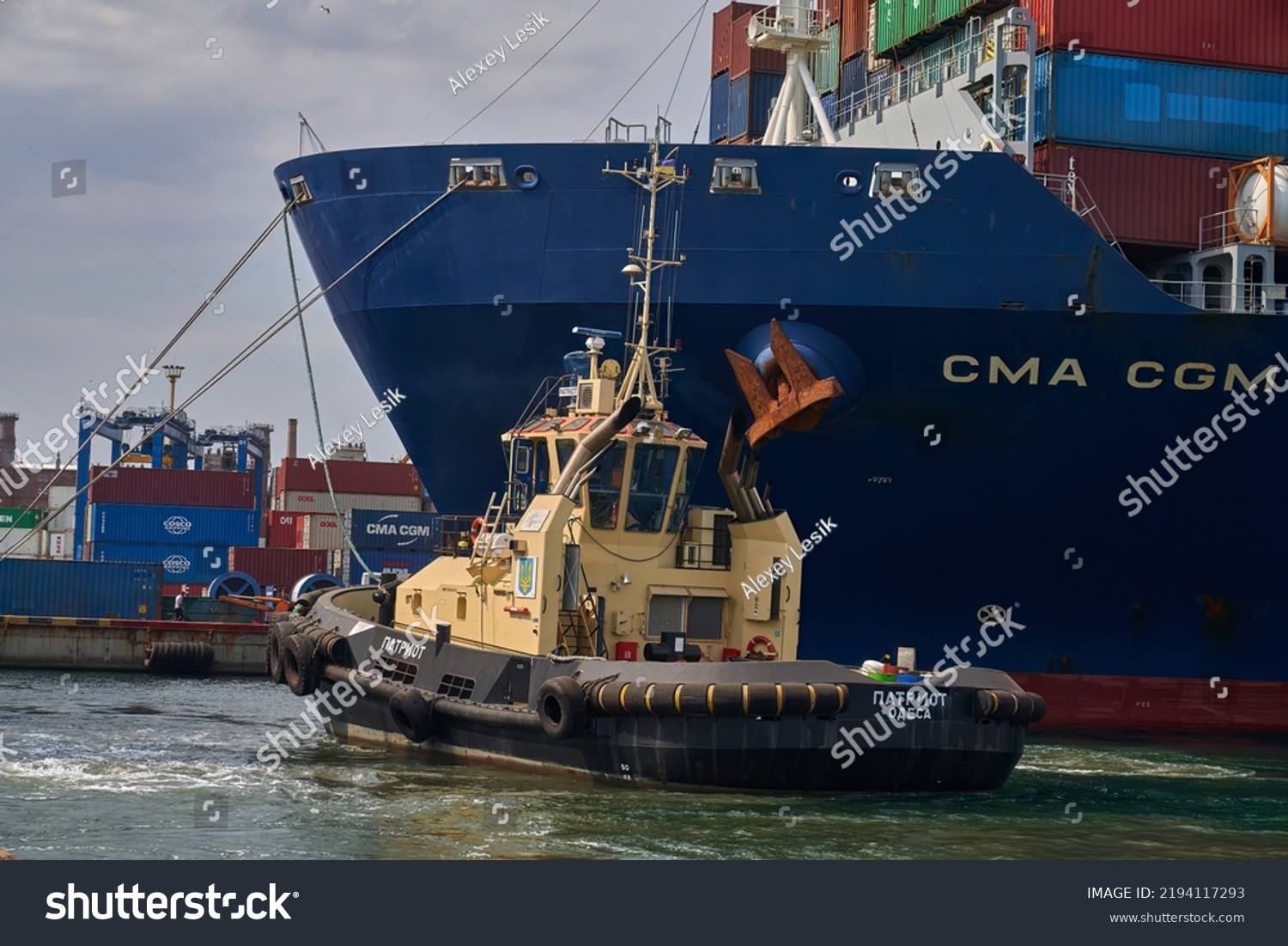 Cargo Vessel Mooring Port Tug Ship Stock Photo 2194117293 | Shutterstock