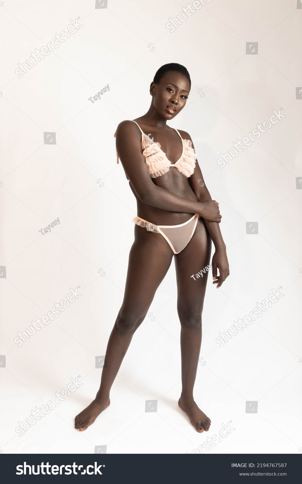 Ebony Women Pics