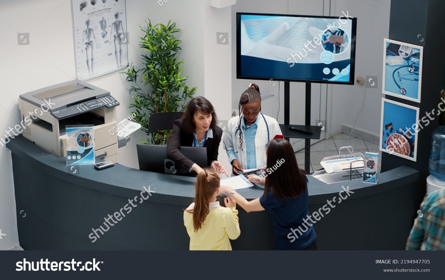 Secretary Working Busy Hospital Reception Desk Stock Photo 2194947705 ...