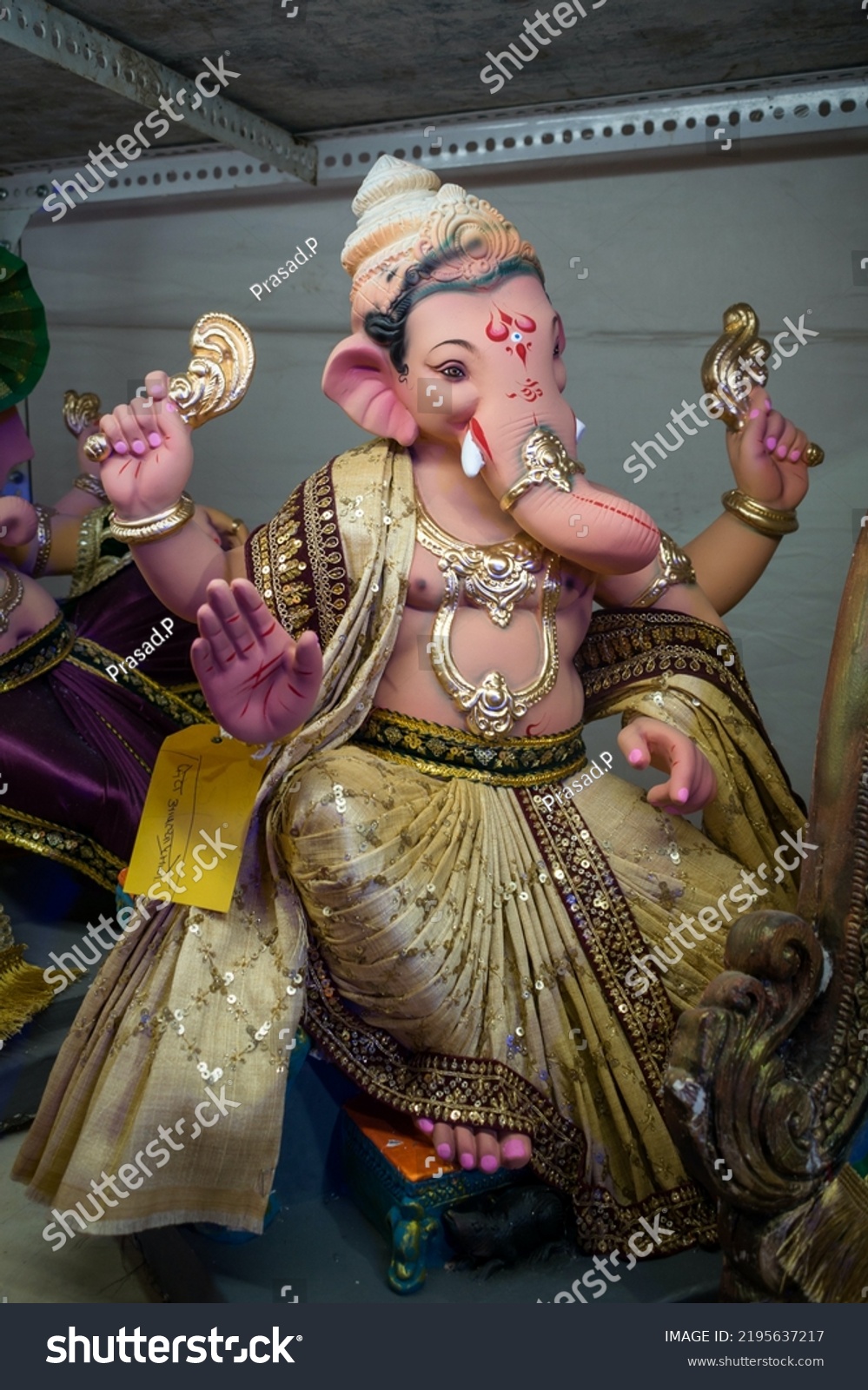 God Ganesh Statue Ganesh Chaturthi Festival Stock Photo 2195637217 ...