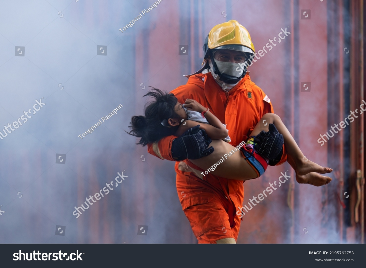 Fire Fighting Team Emergency Rescue Life Stock Photo 2195762753 ...