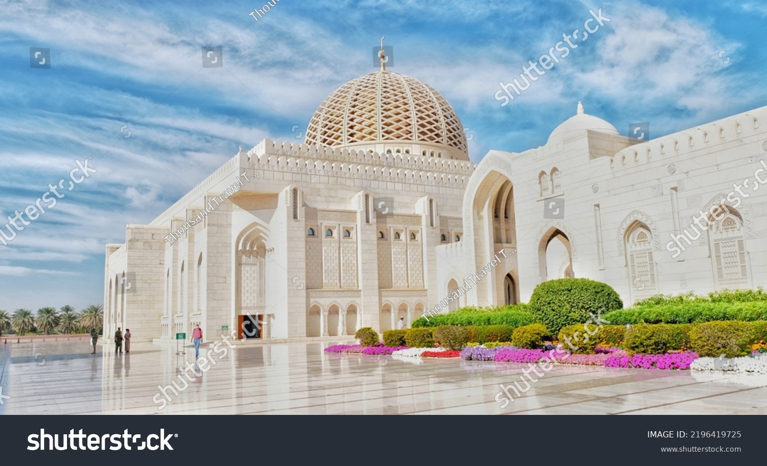 Sultan Qaboos Mosque Muscat Oman Stock Photo 2196419725 Shutterstock