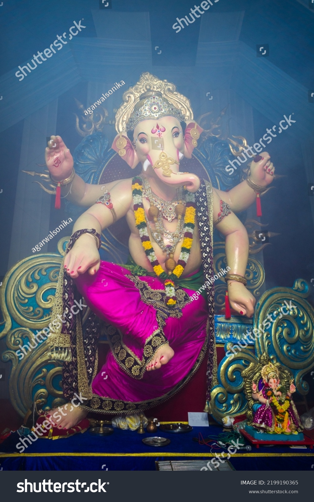 Beautiful Idol Lord Ganesha Being Worshipped Stock Photo 2199190365 ...