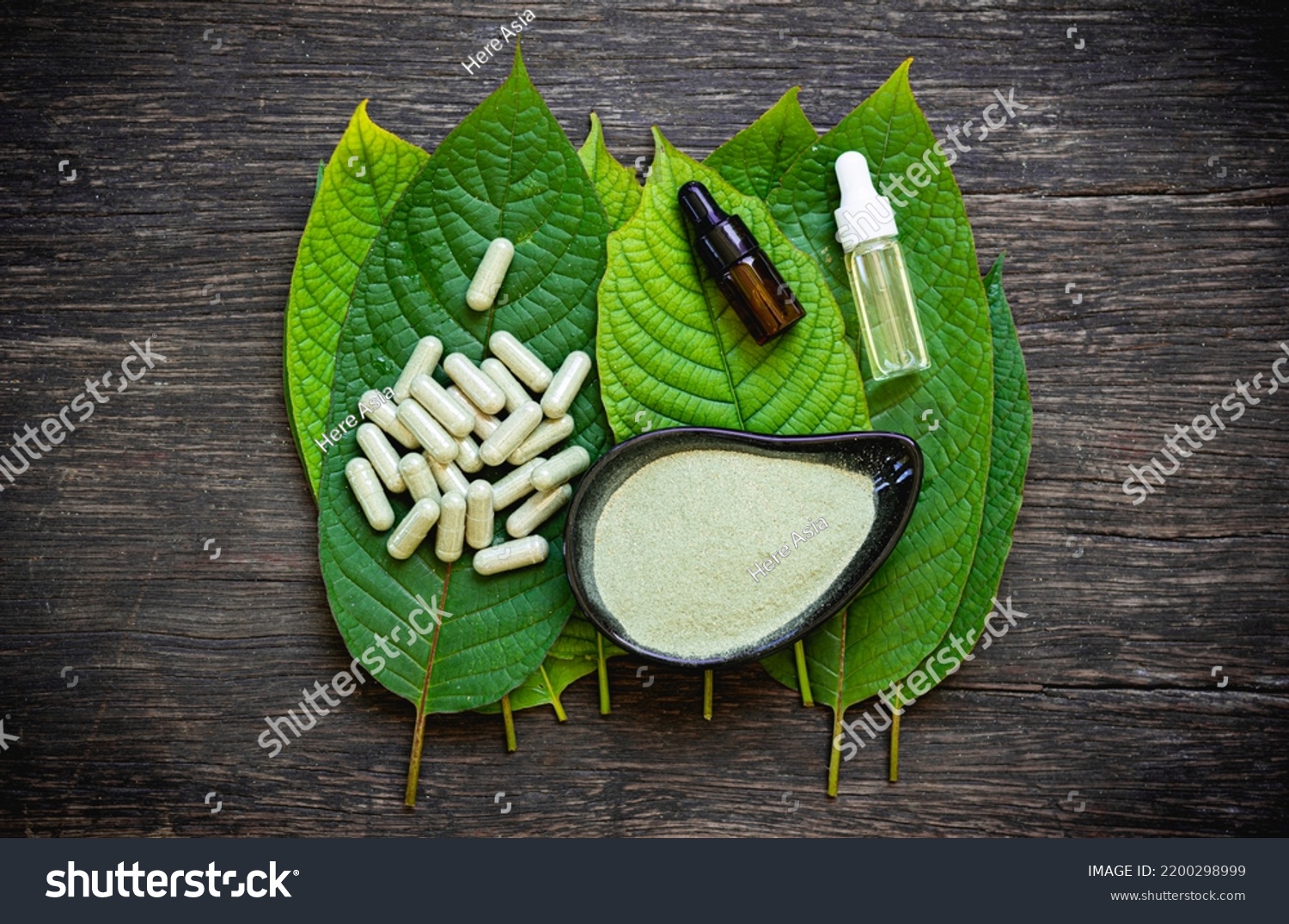 Capsule Kratom Leaf Mitragyna Speciosa Mitragynine Stock Photo ...