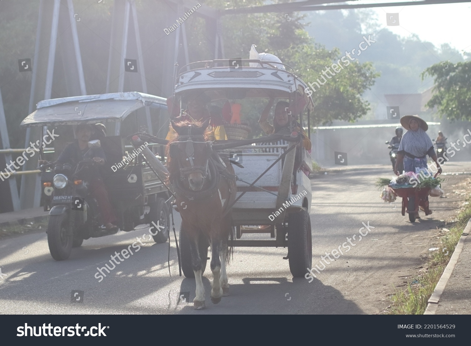 Lembar Indonesia September 14 2022 Activities Stock Photo 2201564529 ...