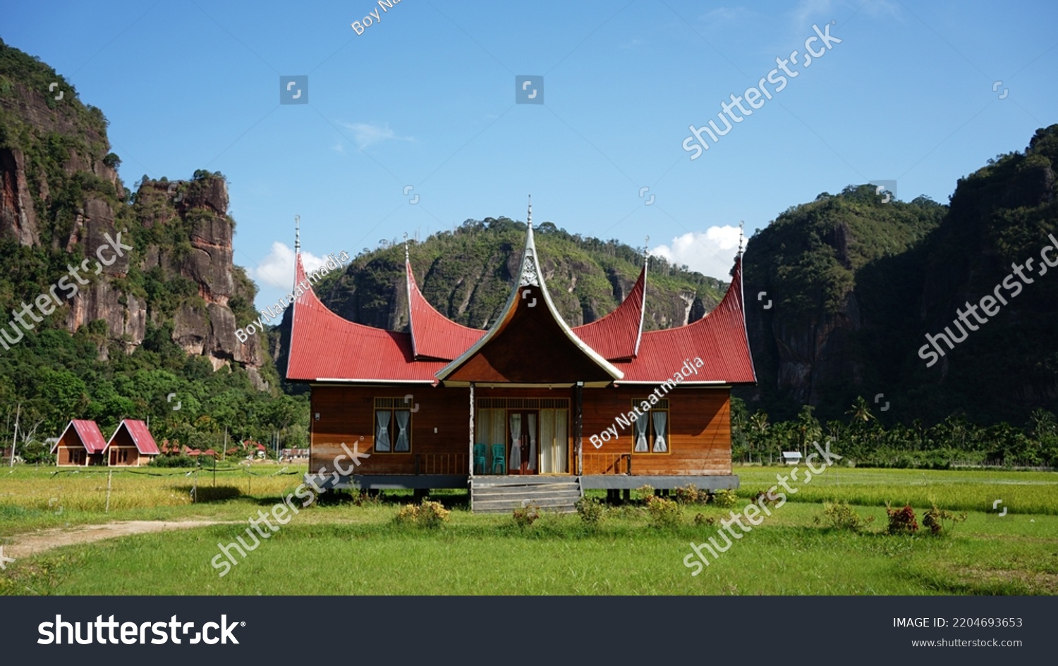 Rumah Gadang Traditional Homes Minangkabau West Stock Photo 2204693653 ...