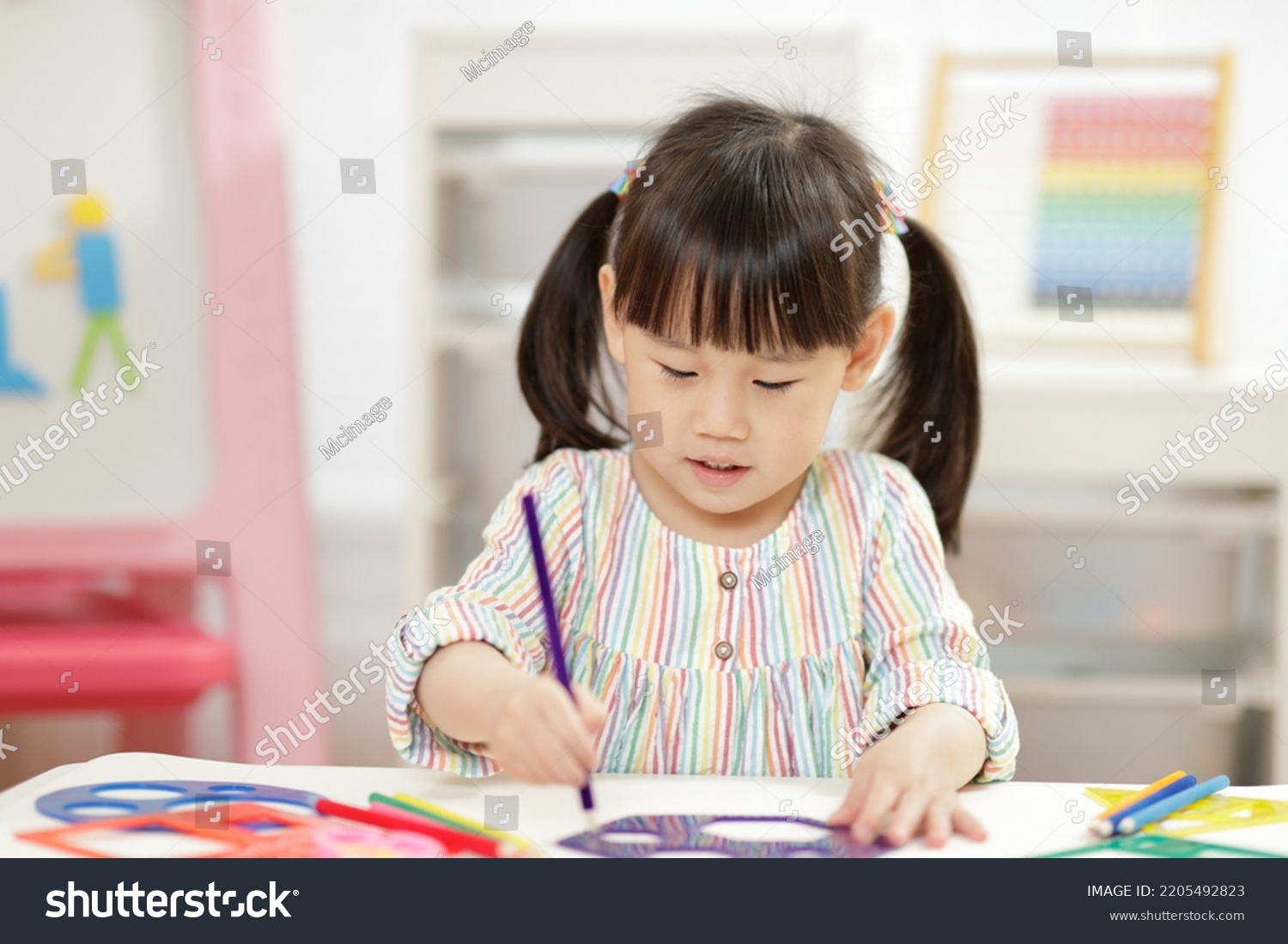 Young Girl Practice Drawing Different Shapes Stock Photo 2205492823 ...