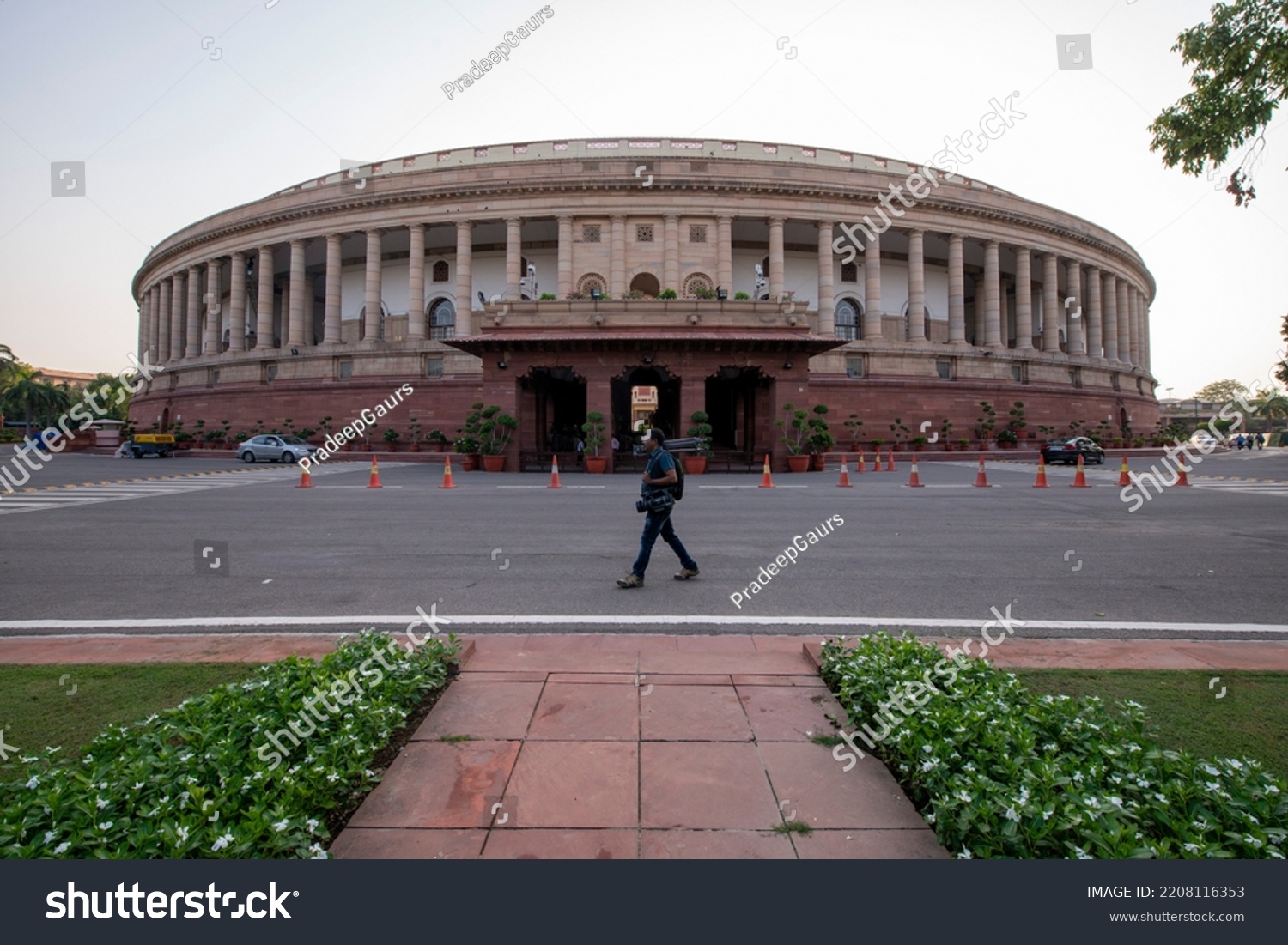 indian parliament house clipart esl