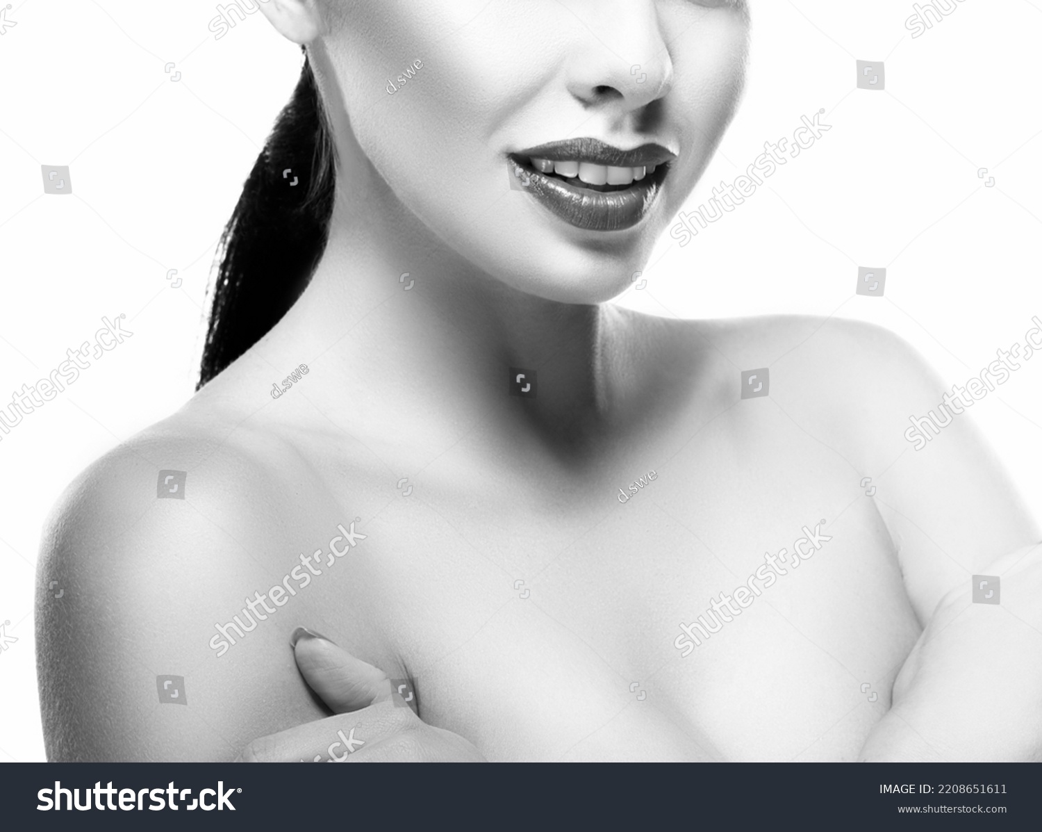 Sexy Woman Face Shoulders Perect Skin Foto Stok 2208651611 Shutterstock