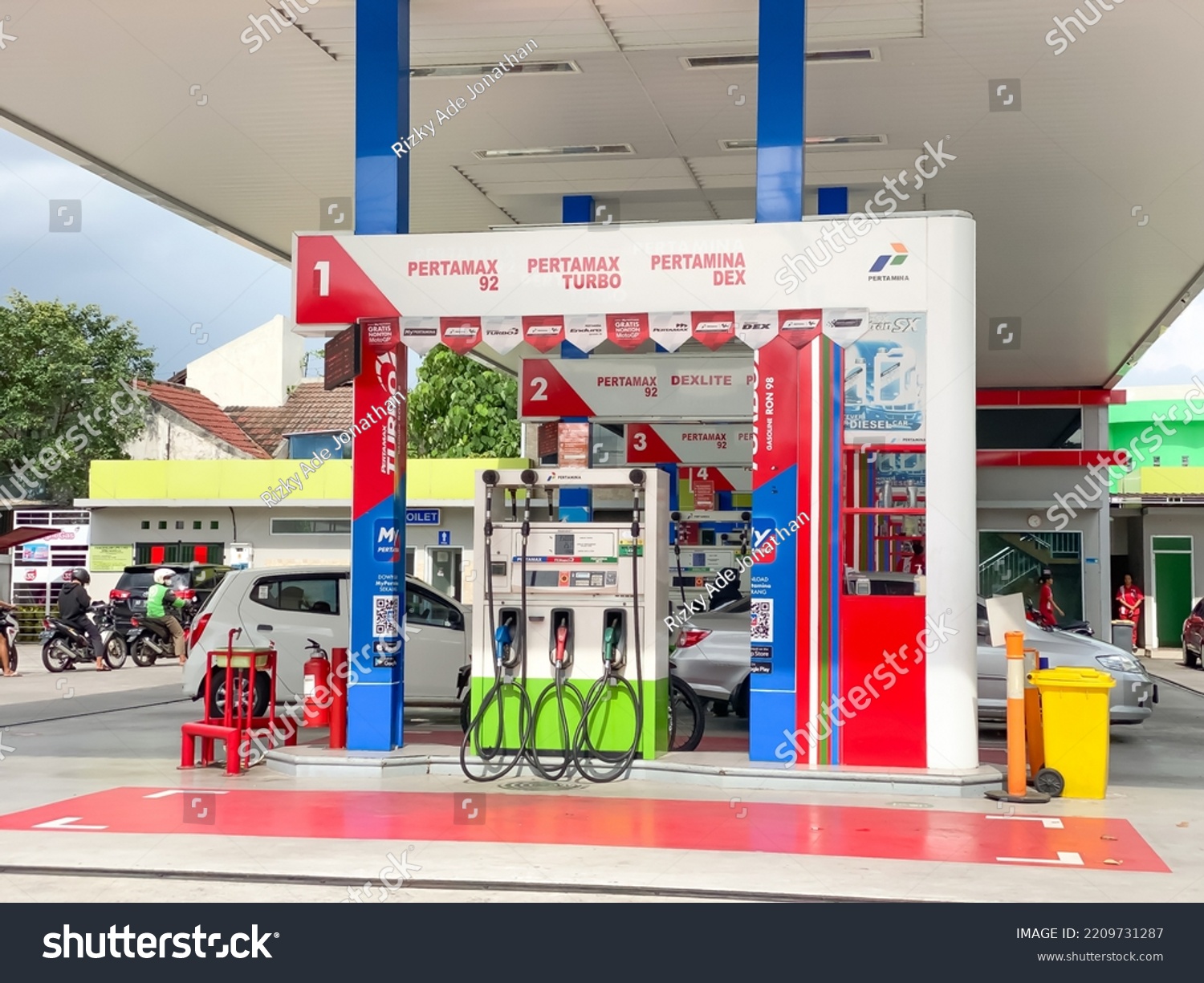 Yogyakarta Indonesia October 2022 Pertamina Gas Stock Photo 2209731287 ...