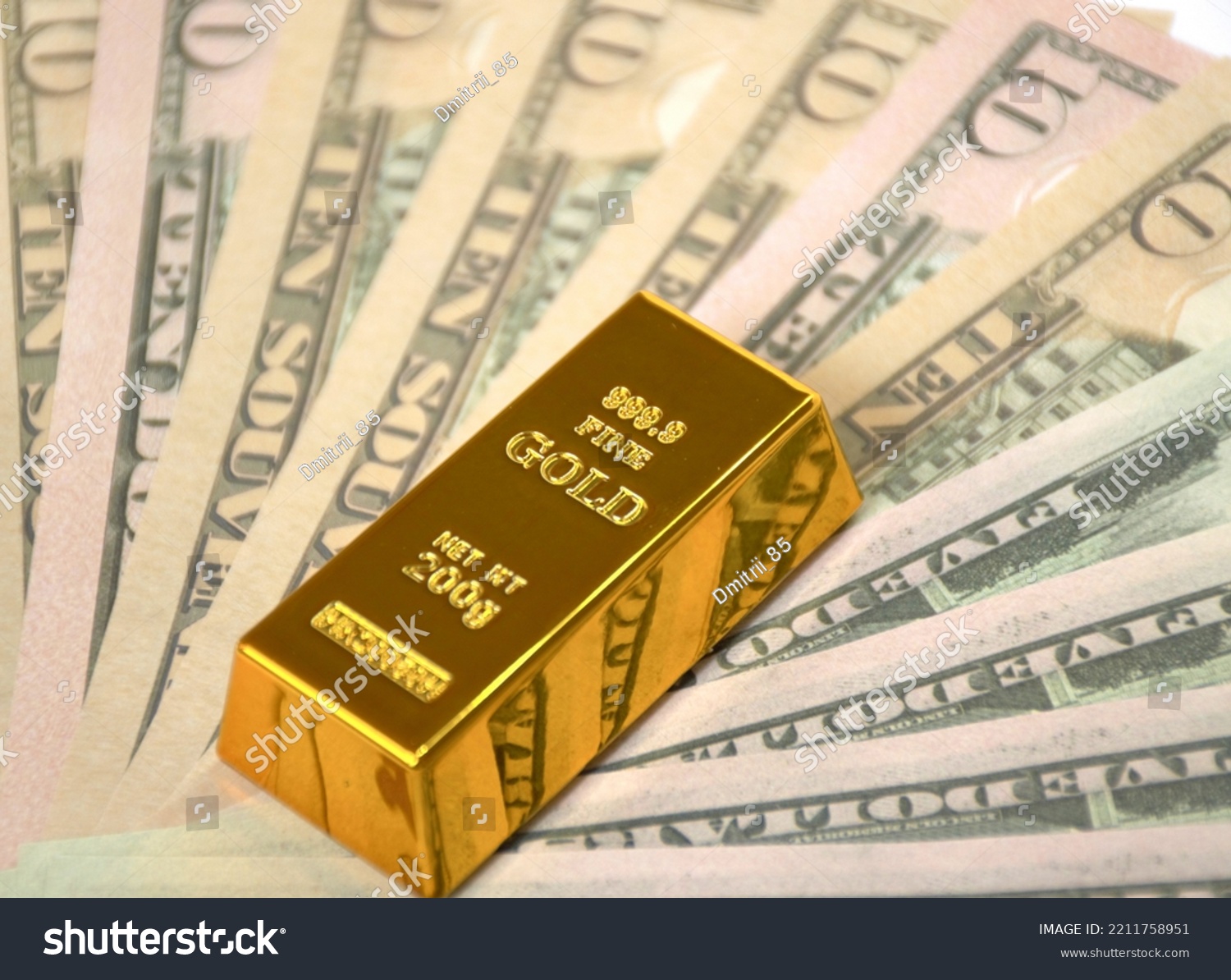 Gold Ingot On Fanned Out Dollar Stock Photo 2211758951 | Shutterstock