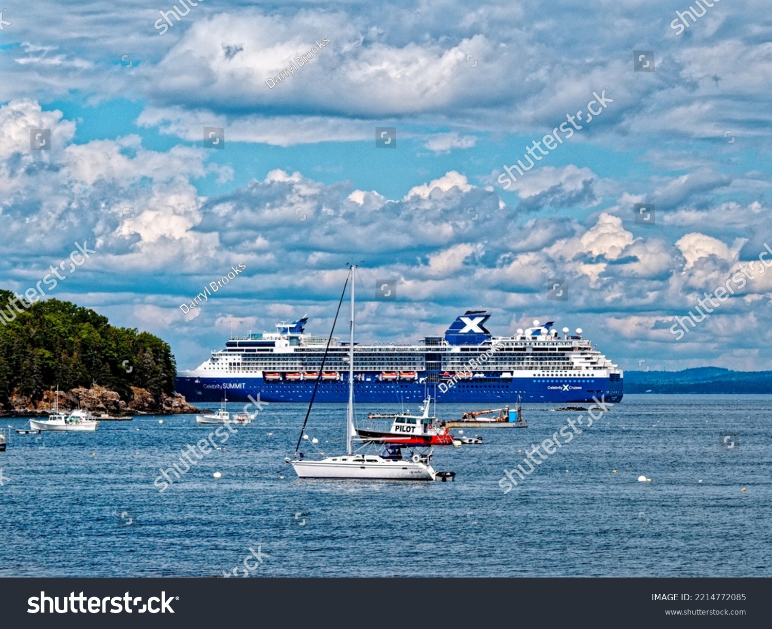 Bar Harbor Maine September 1 2022 Stock Photo 2214772085 | Shutterstock