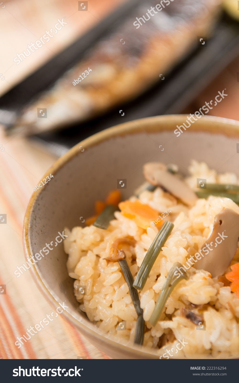 Matsutake Gohan Sanma Stock Photo 222316294 | Shutterstock