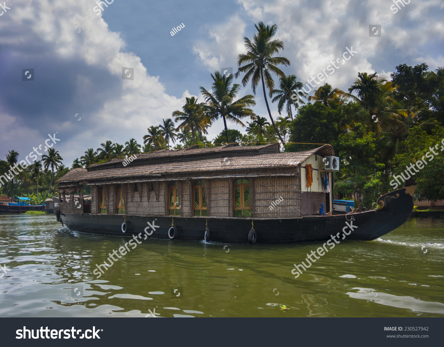 Open Waterways Kerala Backwaters Ashtamudi Lake Stock Photo 230527942 ...