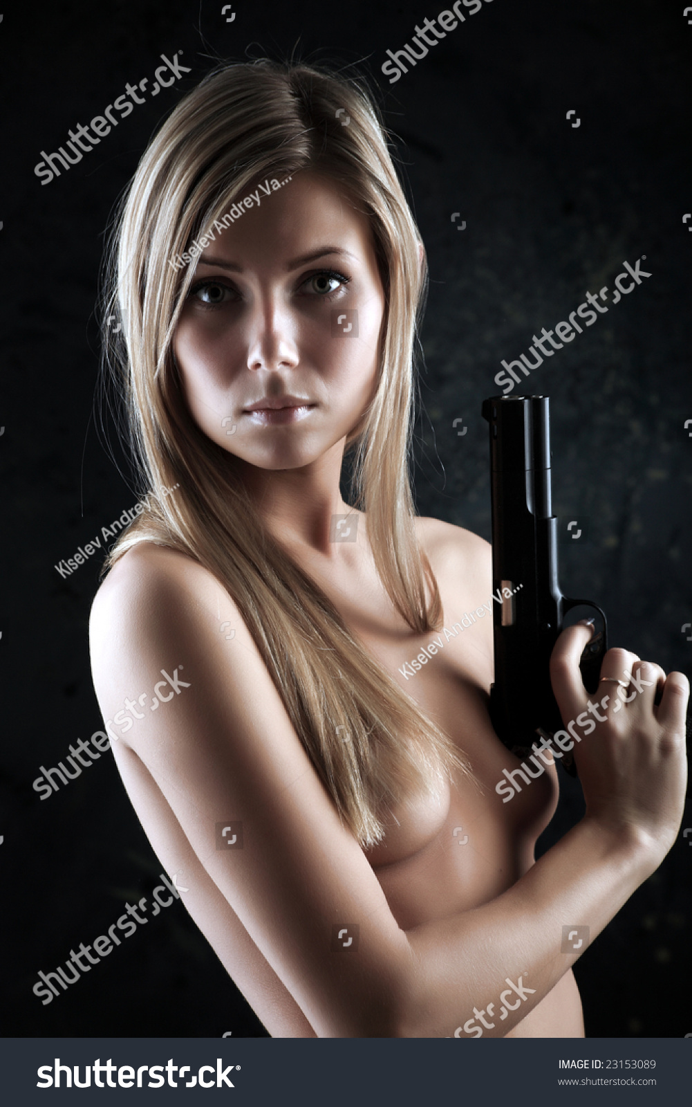 Naked Girls And Guns