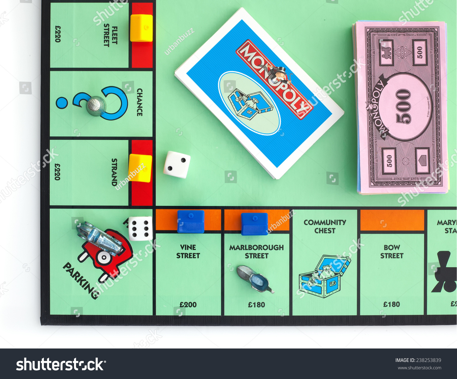 965 Properties Trading Game Images, Stock Photos & Vectors 