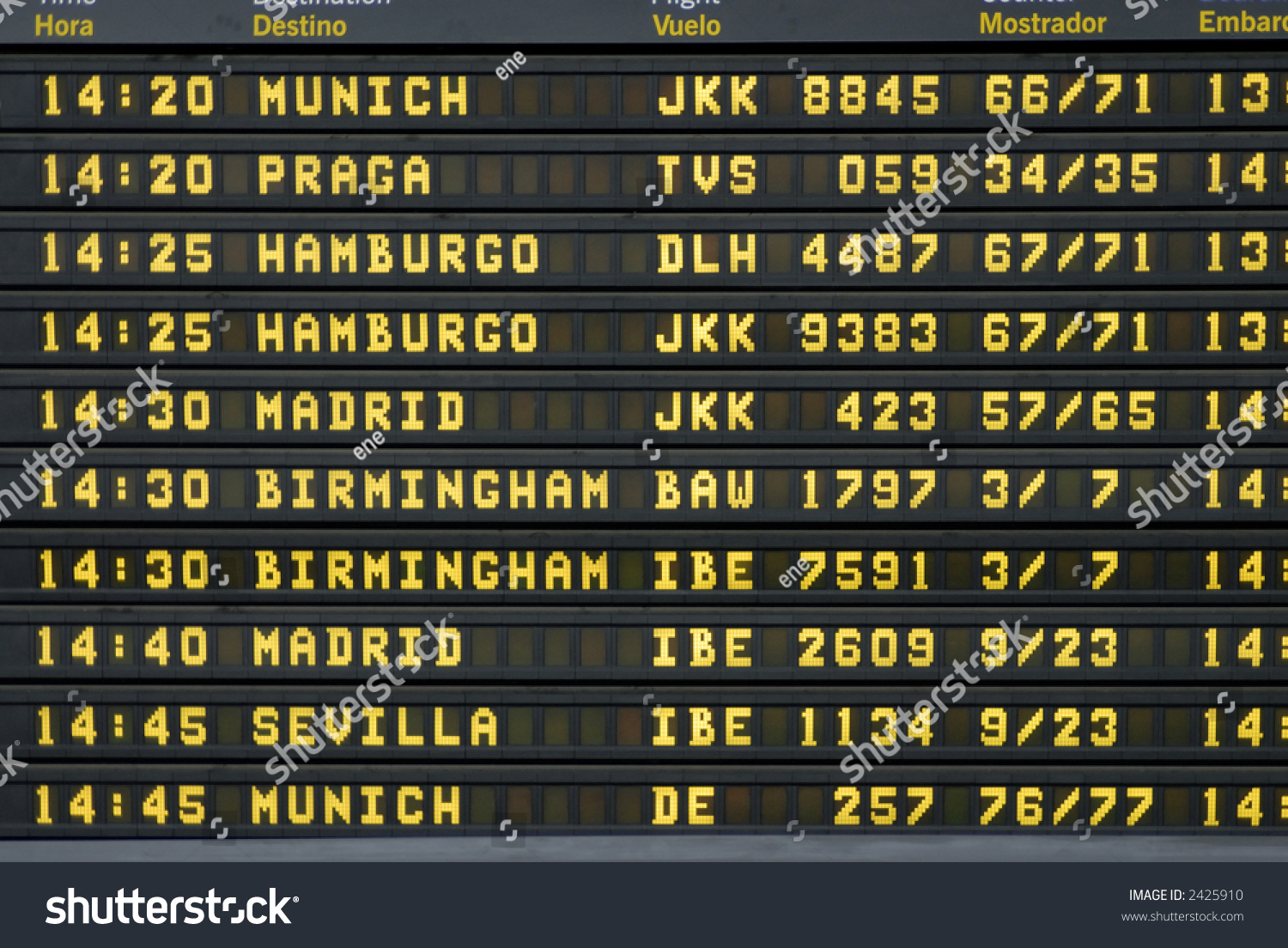 Airport Table. Airport Scoreboard. Analog departure Scoreboard.