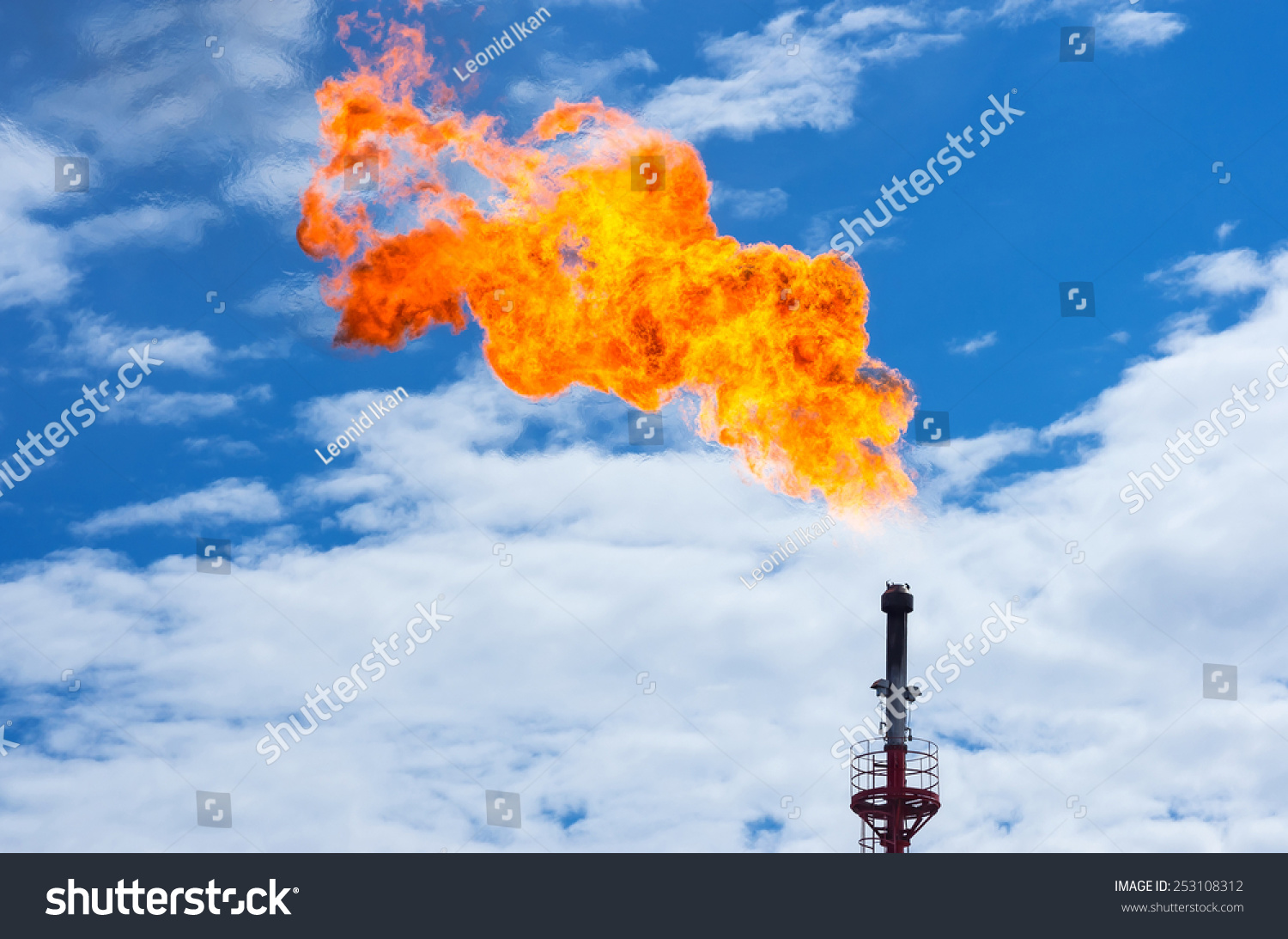 Gas Flaring Torch Against Sky Stock Photo 253108312 | Shutterstock