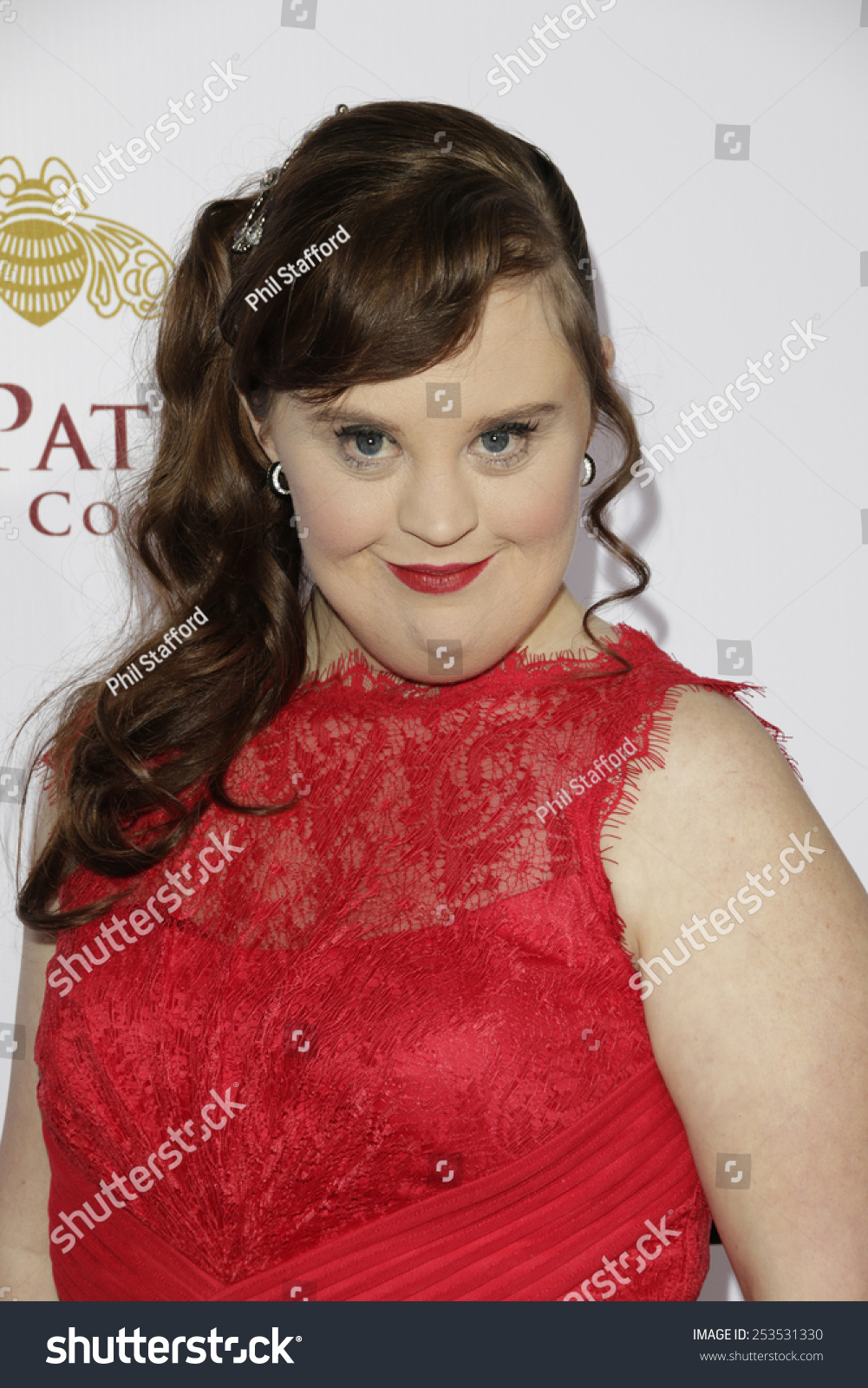 Los Angeles Feb 14 Jamie Brewer Stock Photo 253531330 | Shutterstock