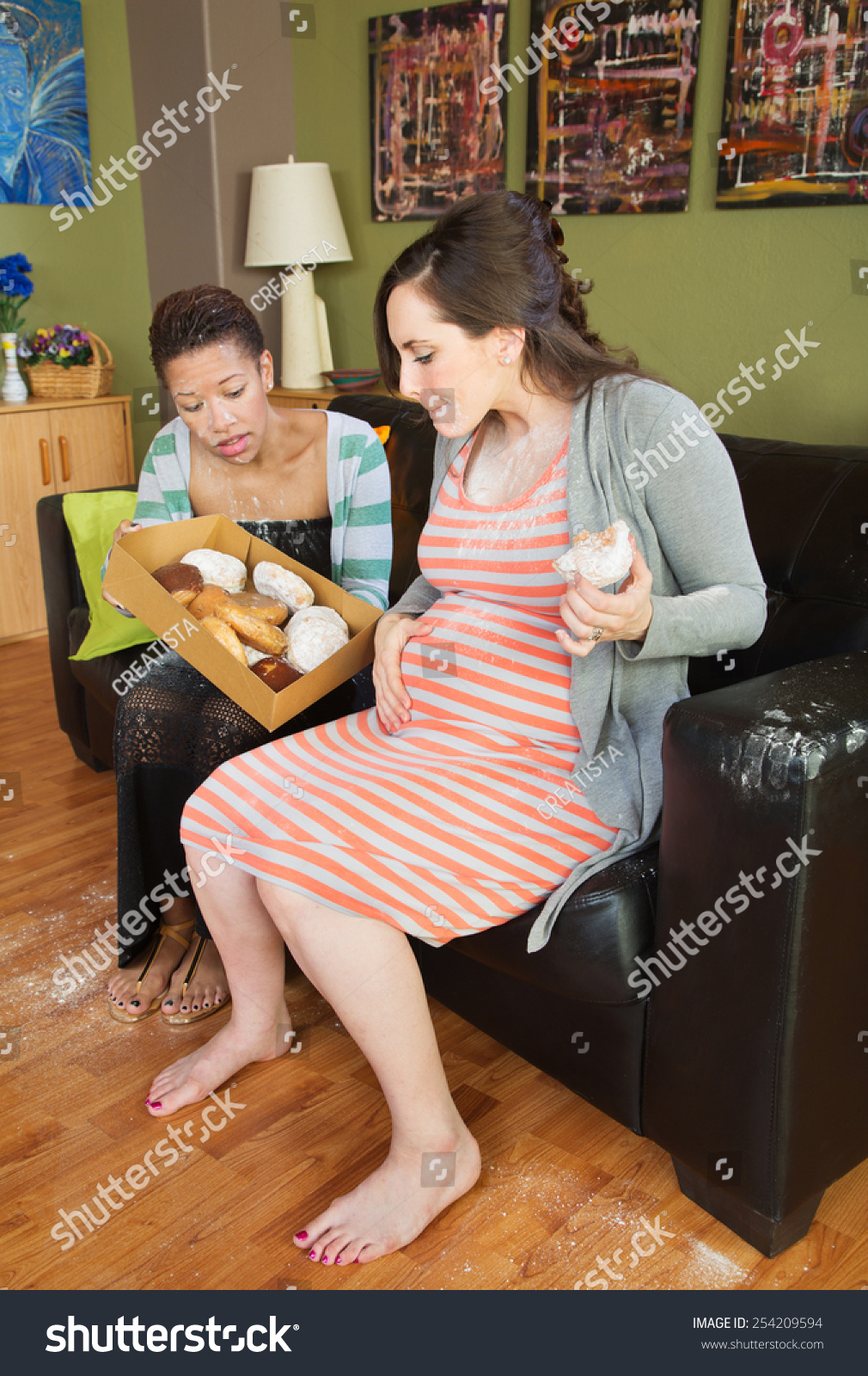 Naked Pregnant Lesbians