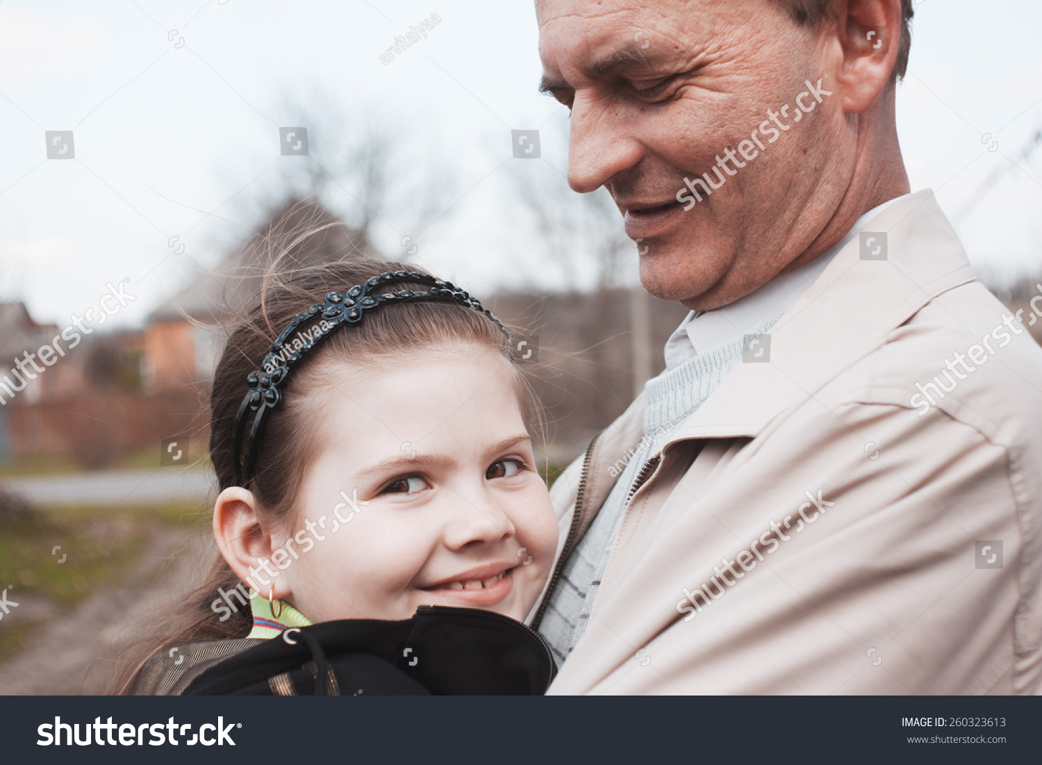 Девочка и дядя