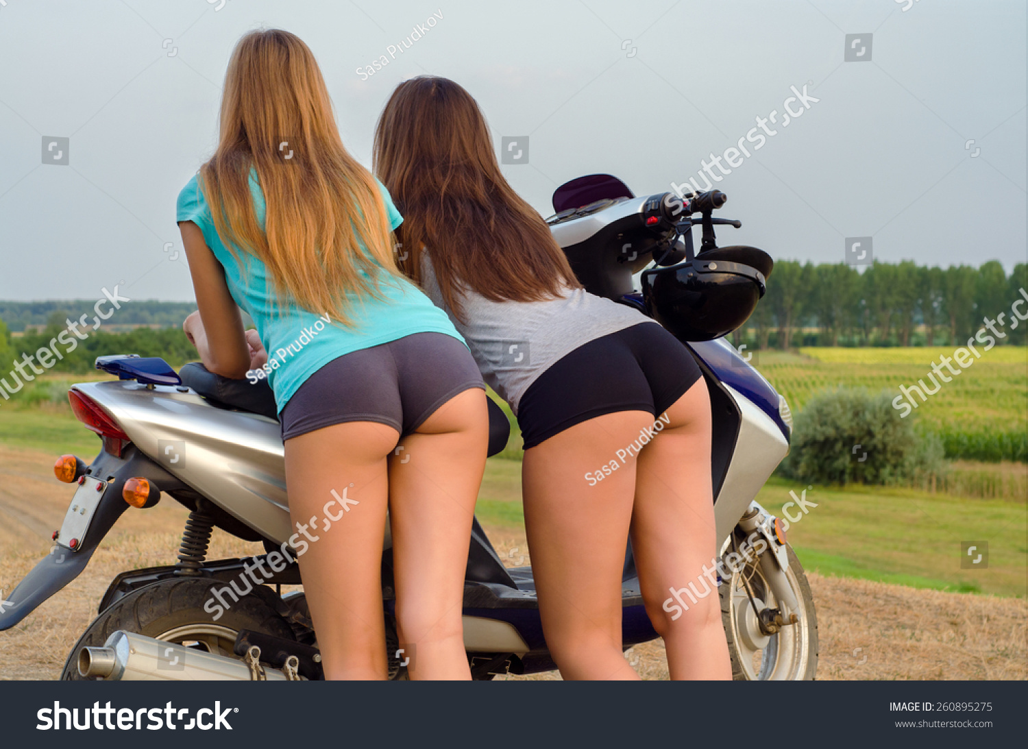 Hot Girls From Behind