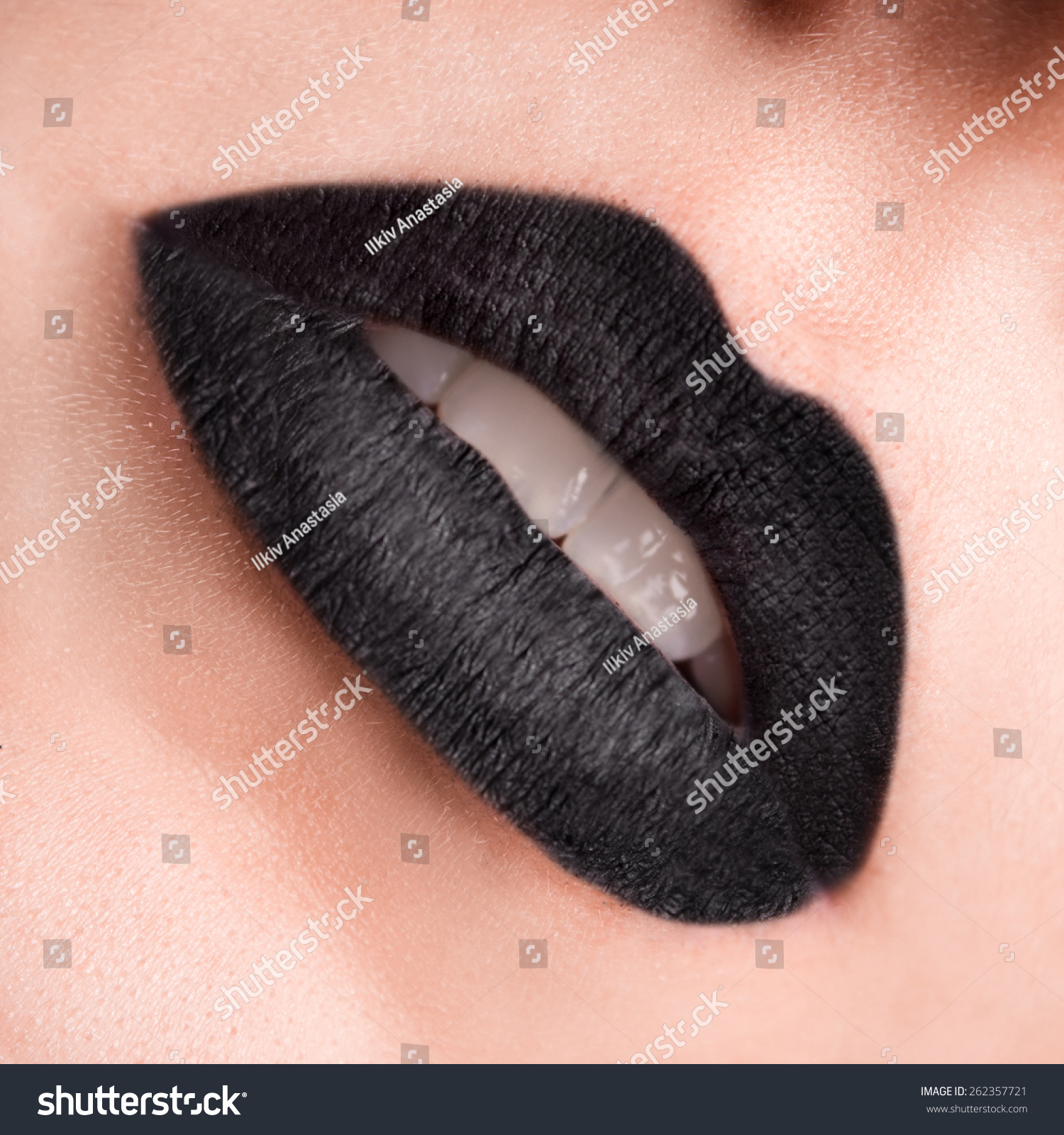 makeover intense matte lip cream shade