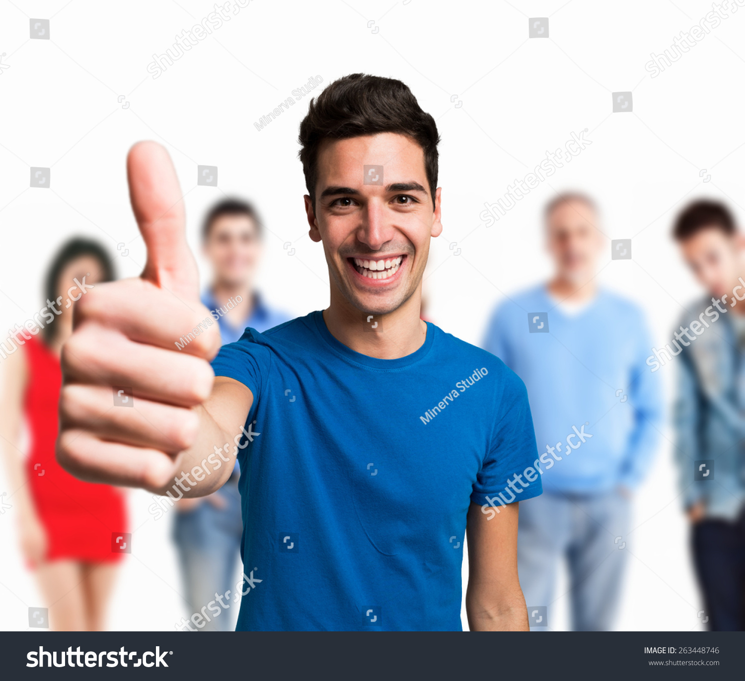 Поддерживаемый покажешься. Мем группа людей показывает большой палец. Man giving suggestion to man.
