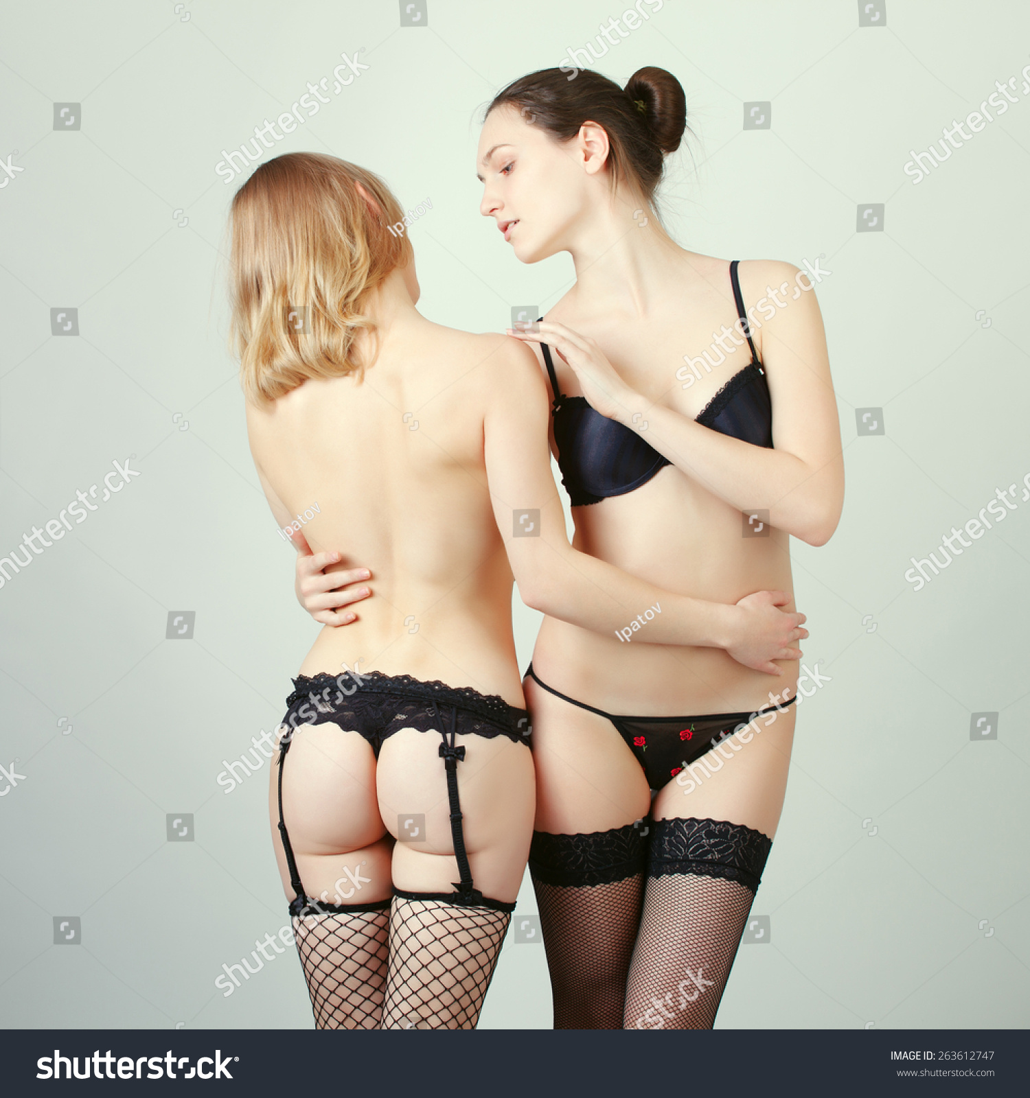 Portrait Two Beautiful Sexy Young Women库存照片263612747 Shutterstock