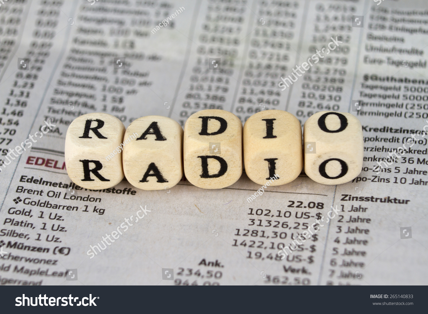 5 letter word with radio