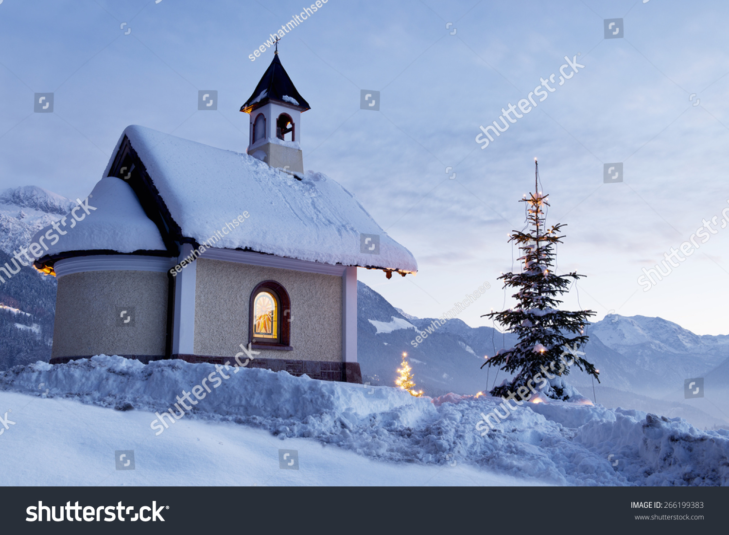 Chapel Lockstein Berchtesgaden Christmas Tree Stock Photo 266199383 ...