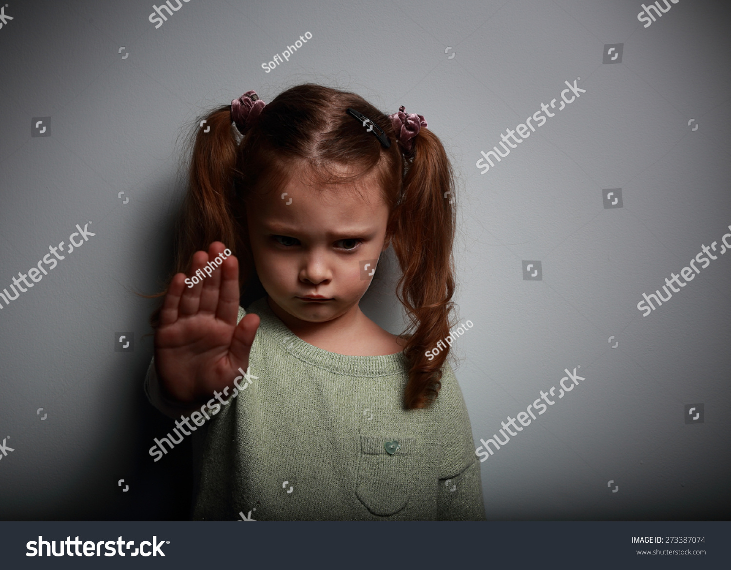 Kid Girl Showing Hand Signaling Stop Stock Photo 273387074 | Shutterstock