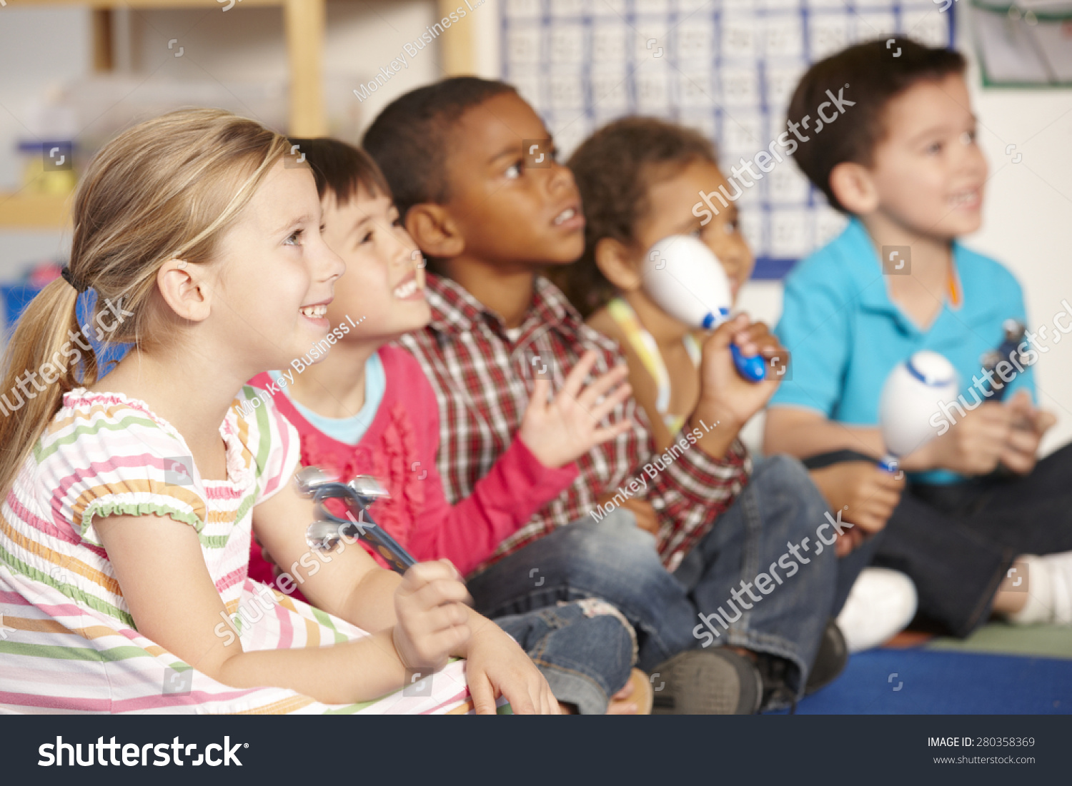 Group Elementary Age Schoolchildren Music Class Stock Photo 280358369 ...