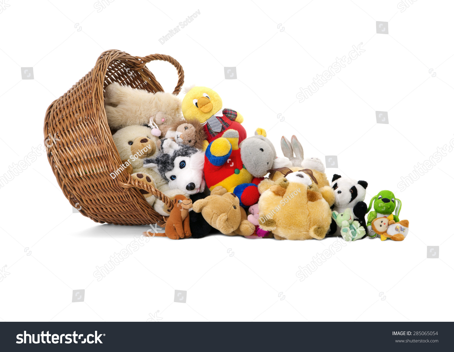 hamper for stuffed animals