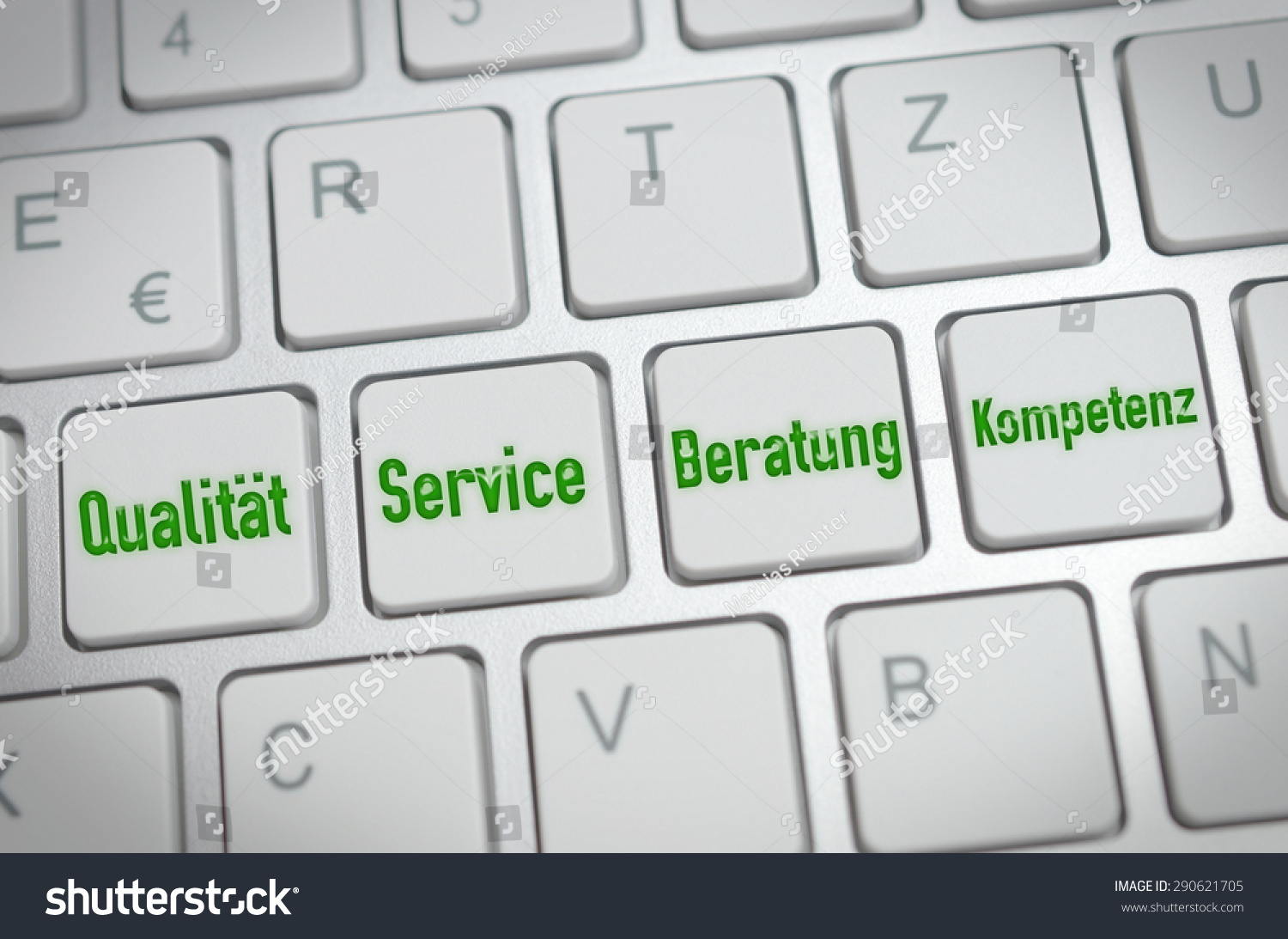 german-words-service-quality-on-keyboard-stock-illustration-290621705