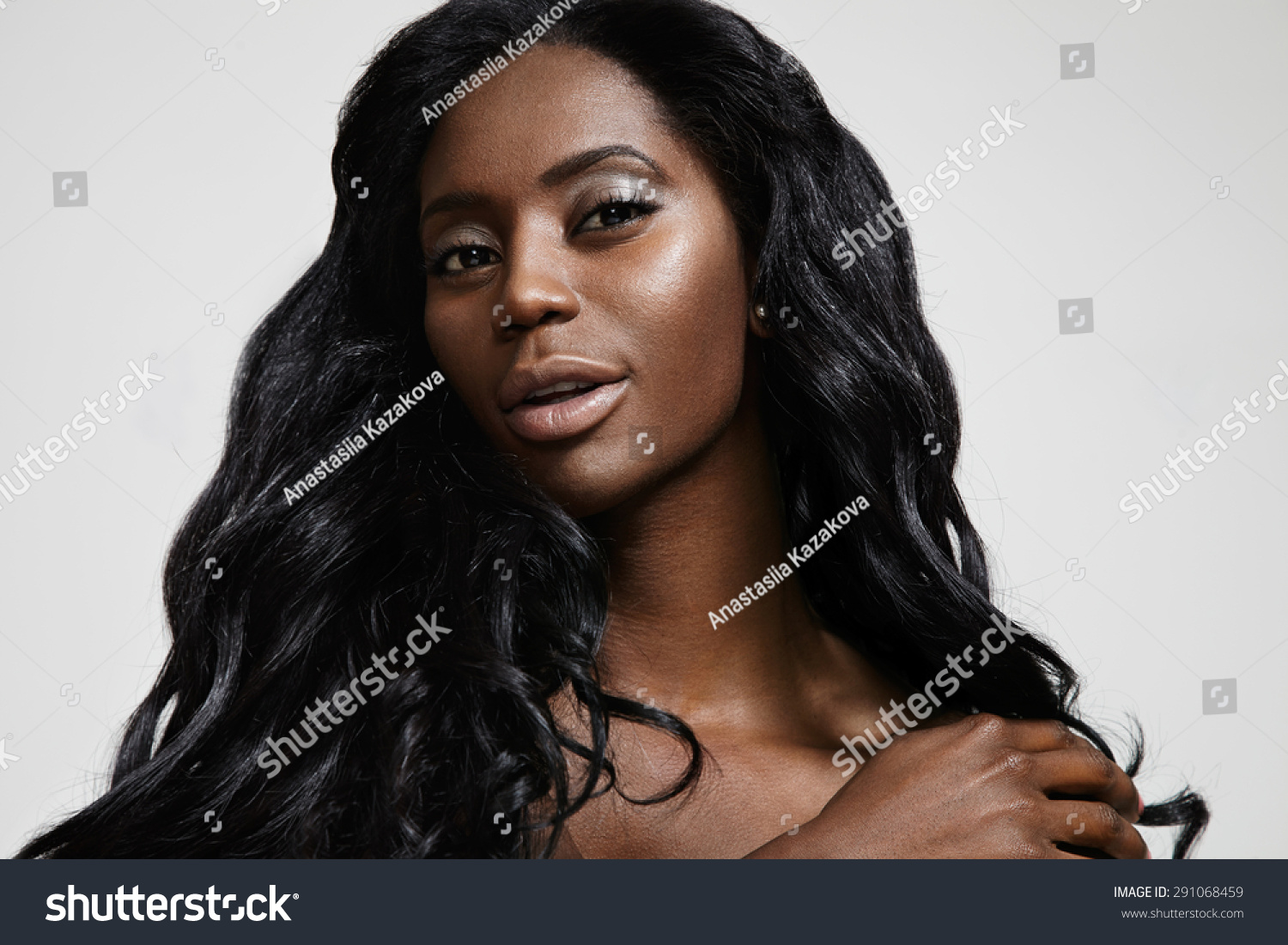 Gorgeous Black Woman Nude Makeup Foto Stok 291068459 Shutterstock