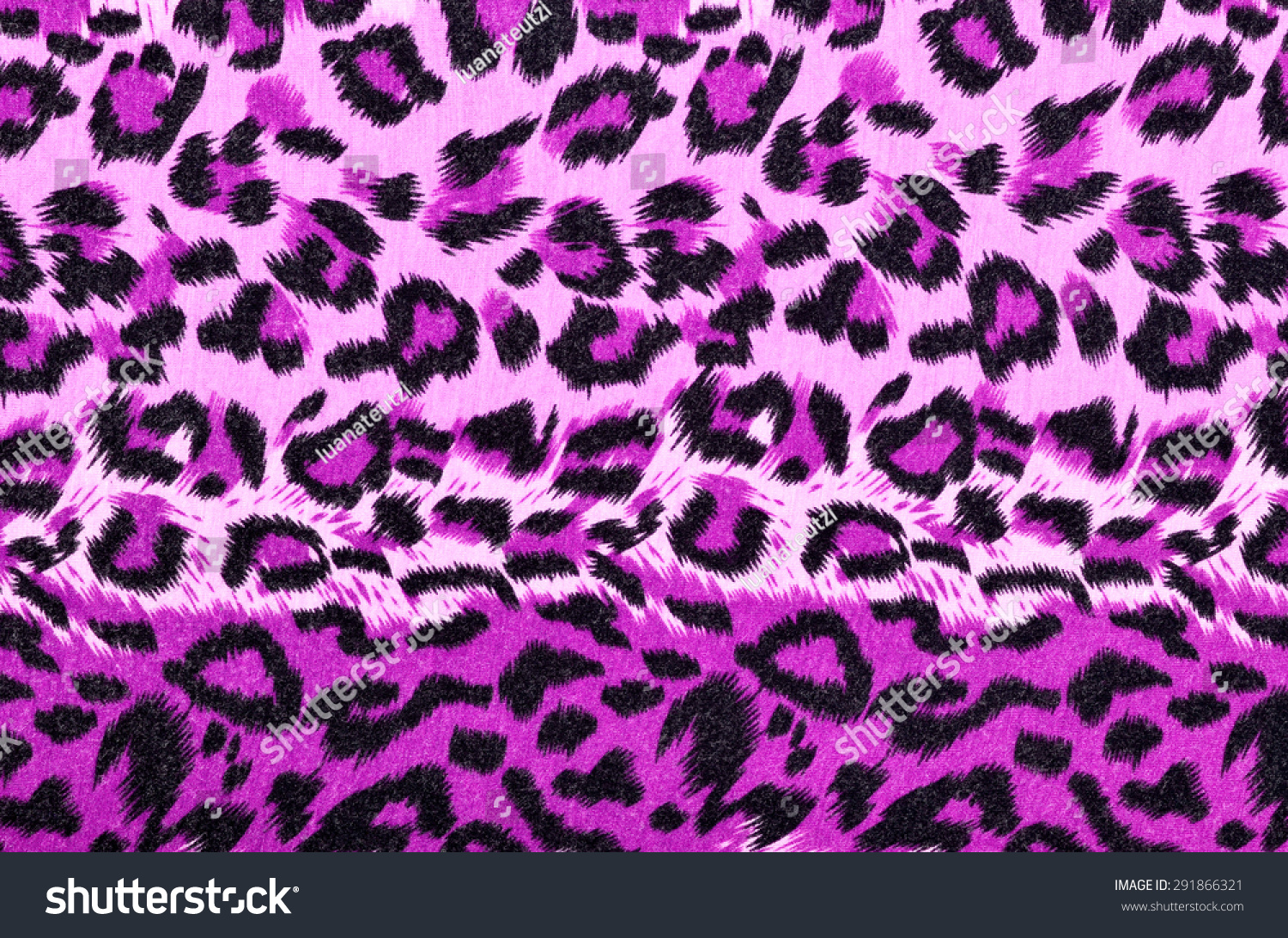 Фон розовый леопардовый мех