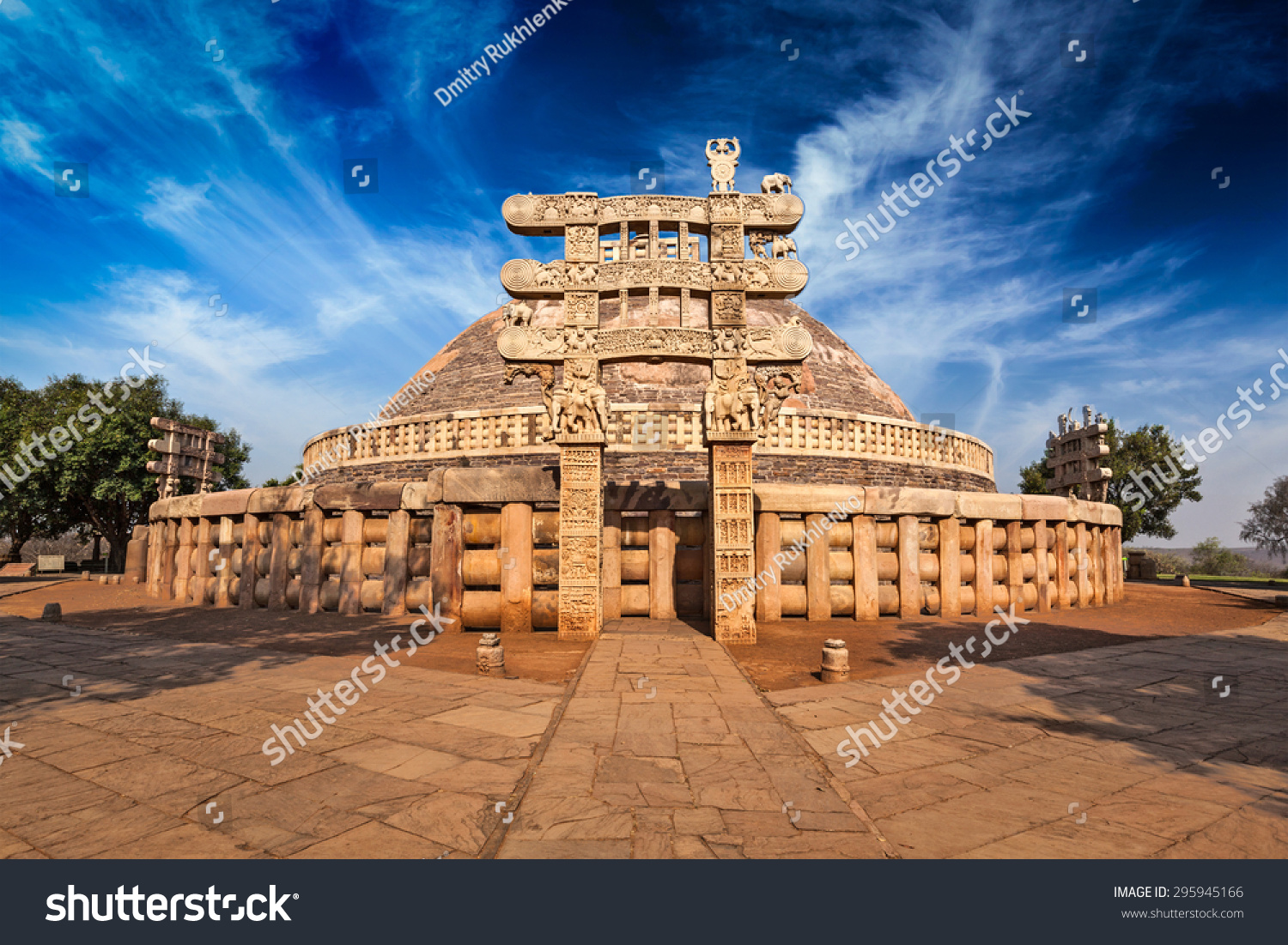 Great Stupa Ancient Buddhist Monument Sanchi Stock Photo 295945166 ...