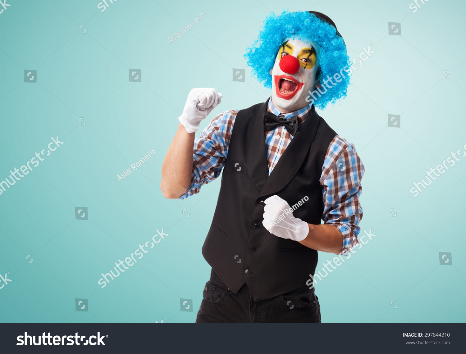 клоун а4 без маски и грима фото