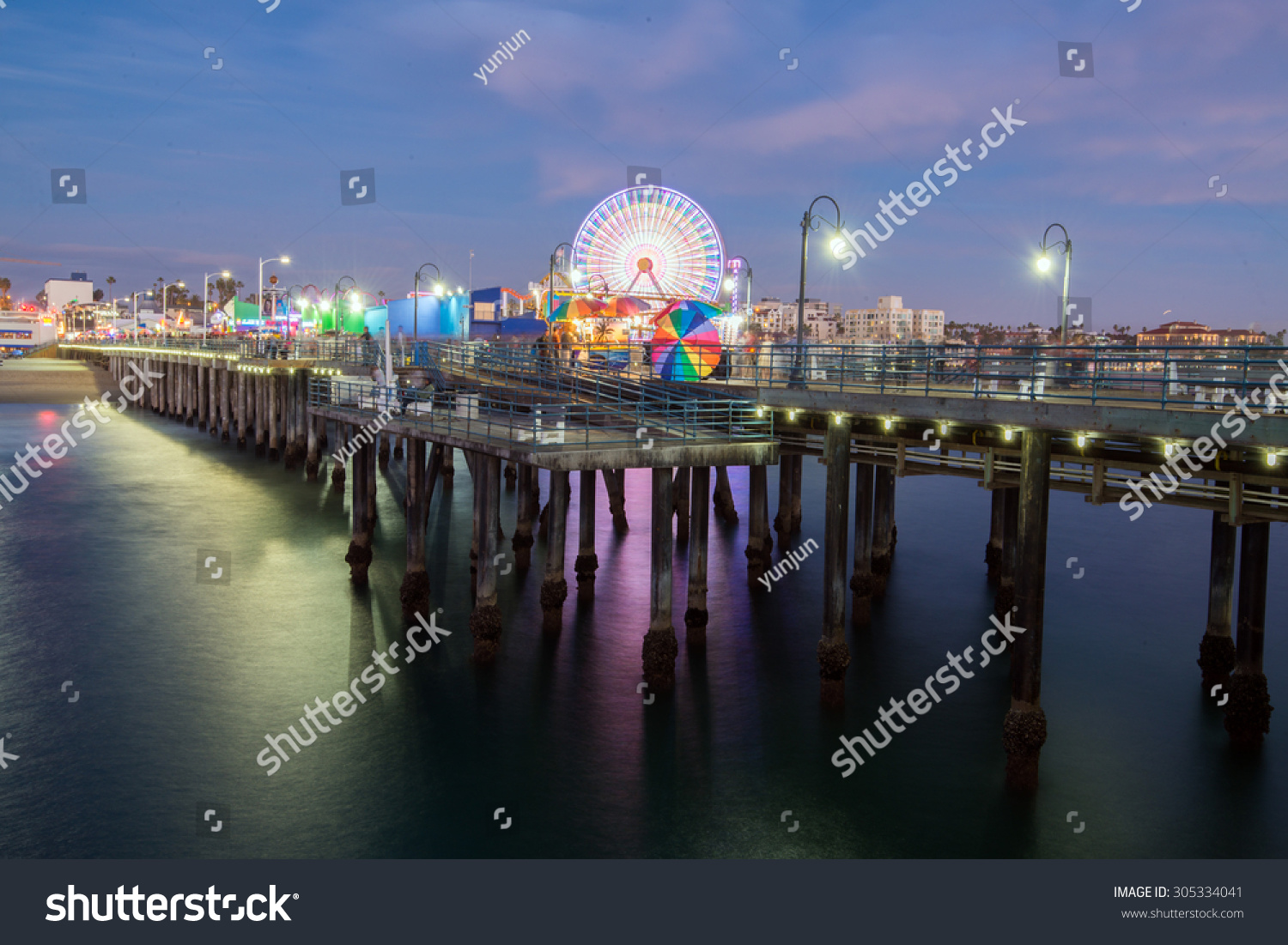 Santa Monica Pier Night Stock Photo 305334041 | Shutterstock