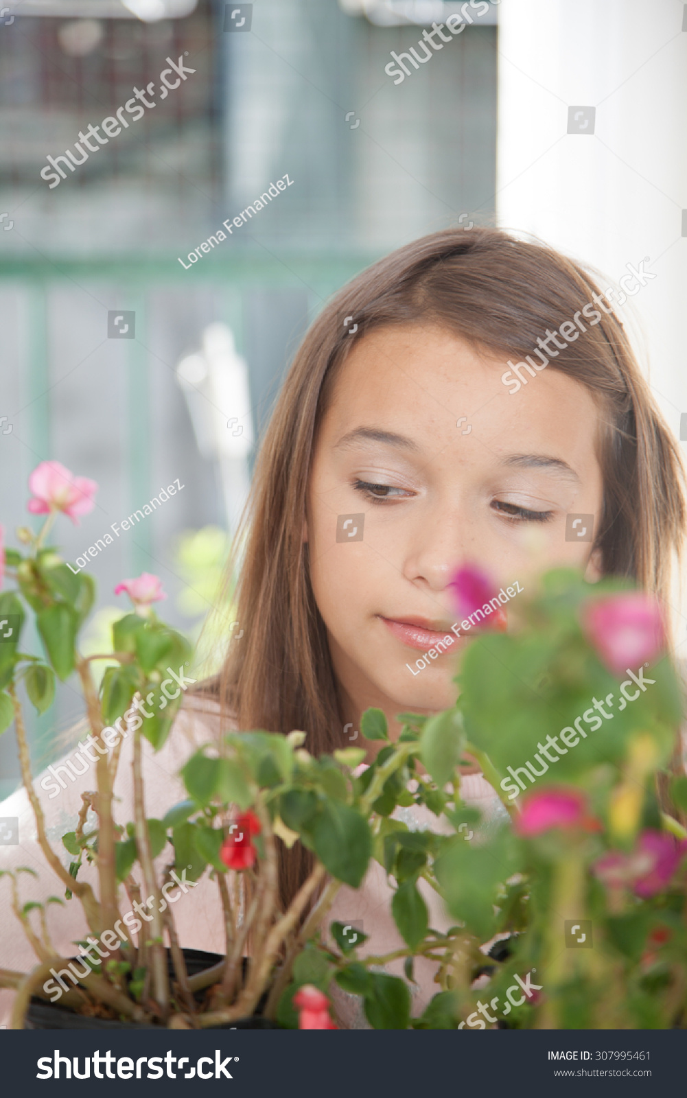 Pretty Girl Flowers Stock Photo 307995461 Shutterstock