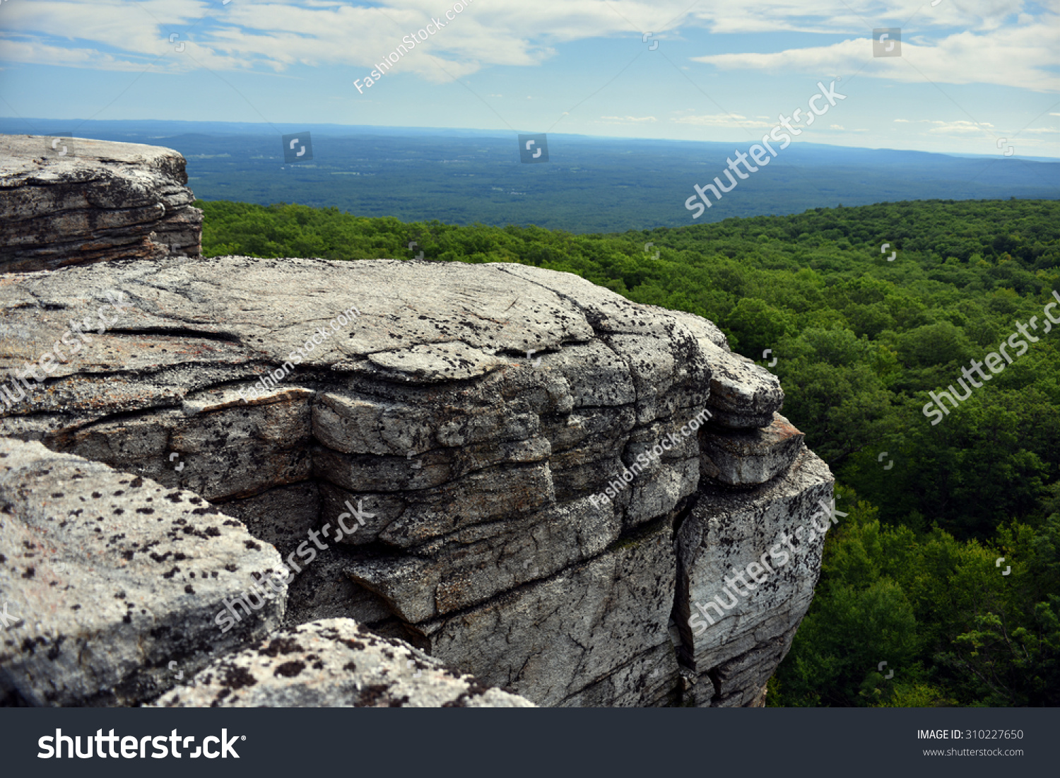 10,120 Mountain Ledge Images, Stock Photos & Vectors | Shutterstock