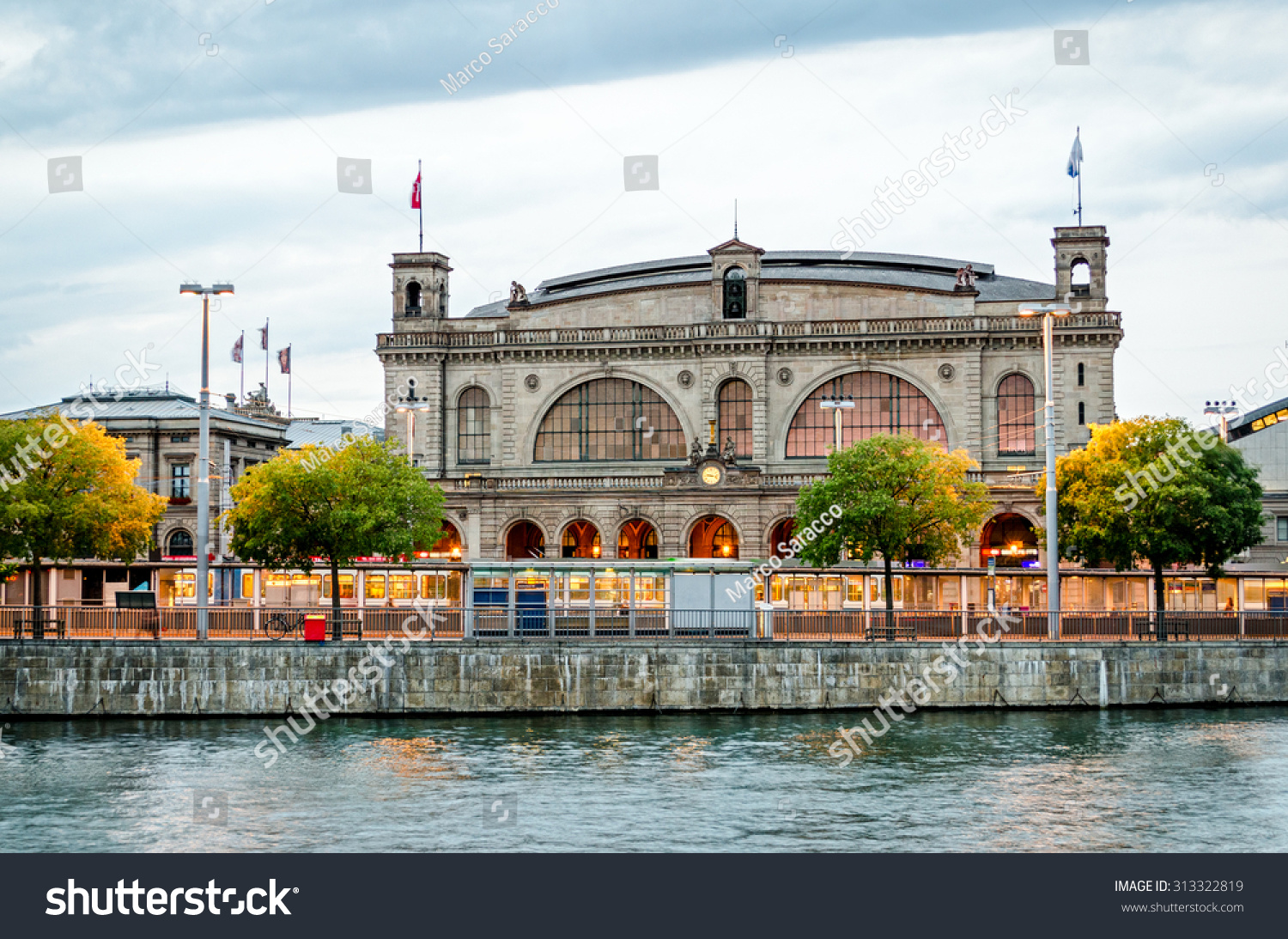 post hauptbahnhof zürich