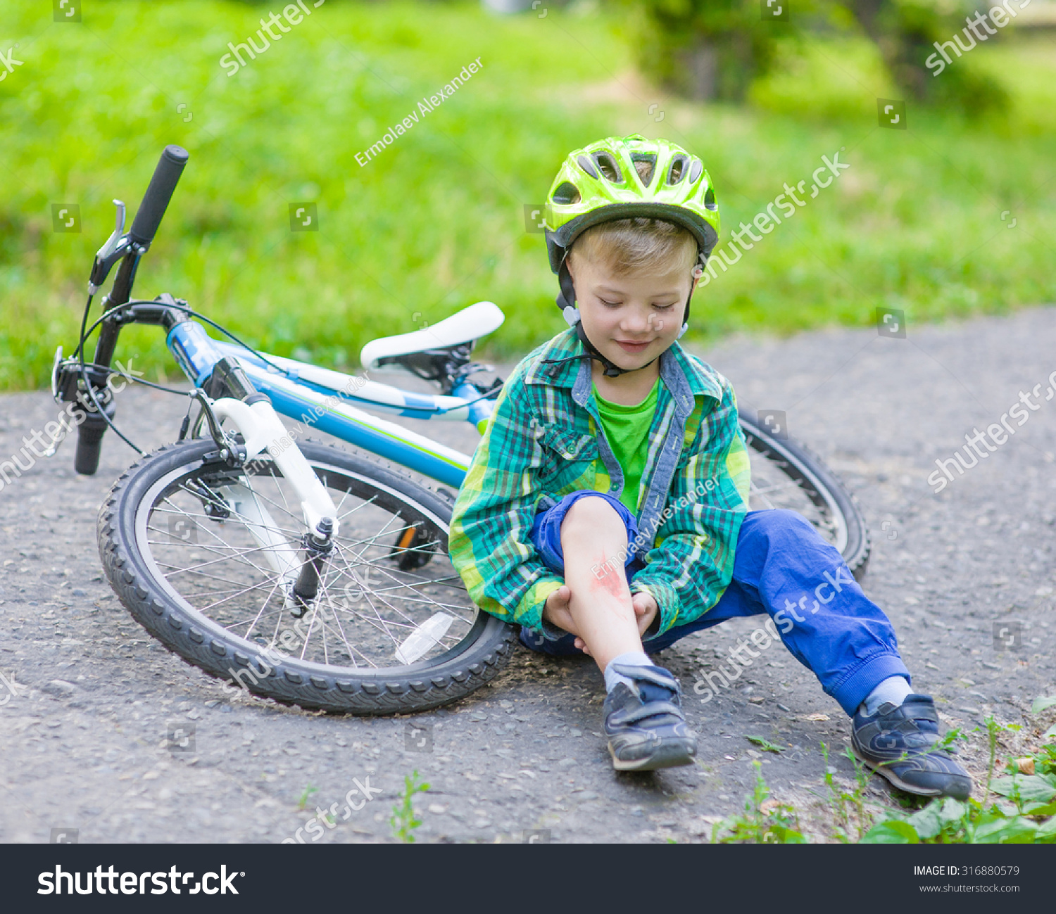 Happy Boy Fell Bike Park Stock Photo 316880579 | Shutterstock