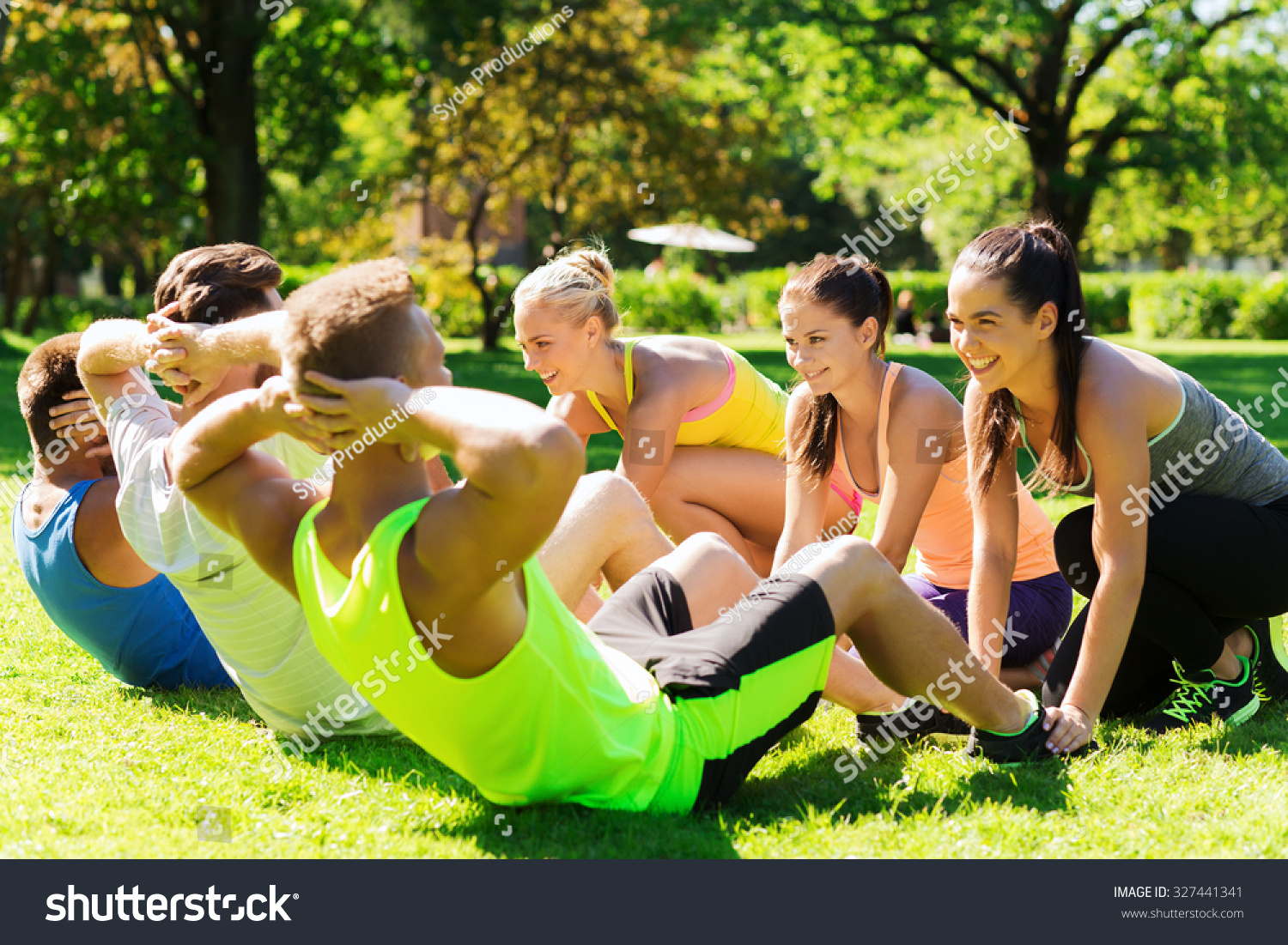 Sport friends. Спорт Дружба. Дружба спорт Весна картинки. Park Sport friends Happy. Bootcamp что это за курсы.