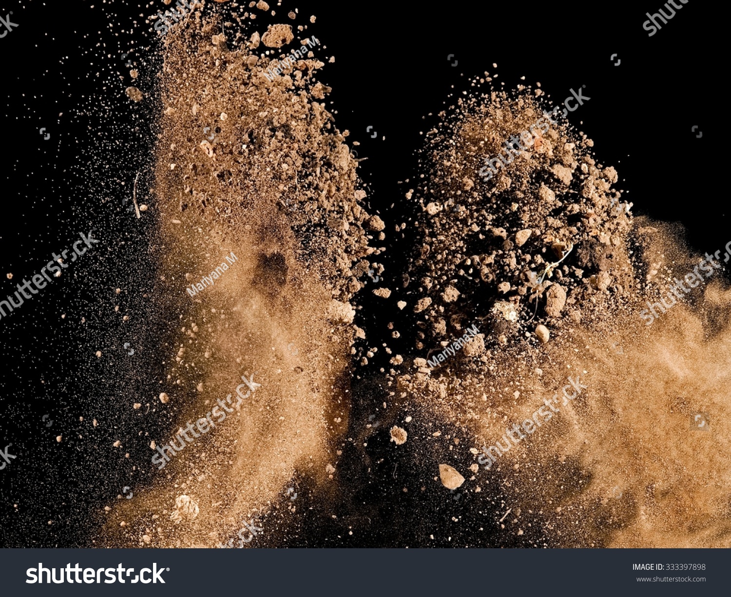 Взрыв песка